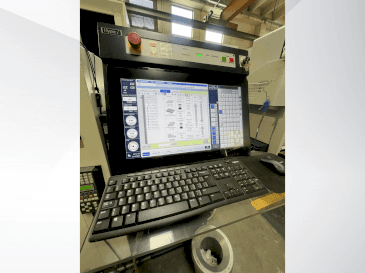 Makino U6 HEAT Mašinos vaizdas iš priekio