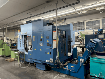 Matsuura MAM72-25V Mašinos vaizdas iš priekio