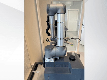 Universal Robots UR10 Mašinos vaizdas iš priekio