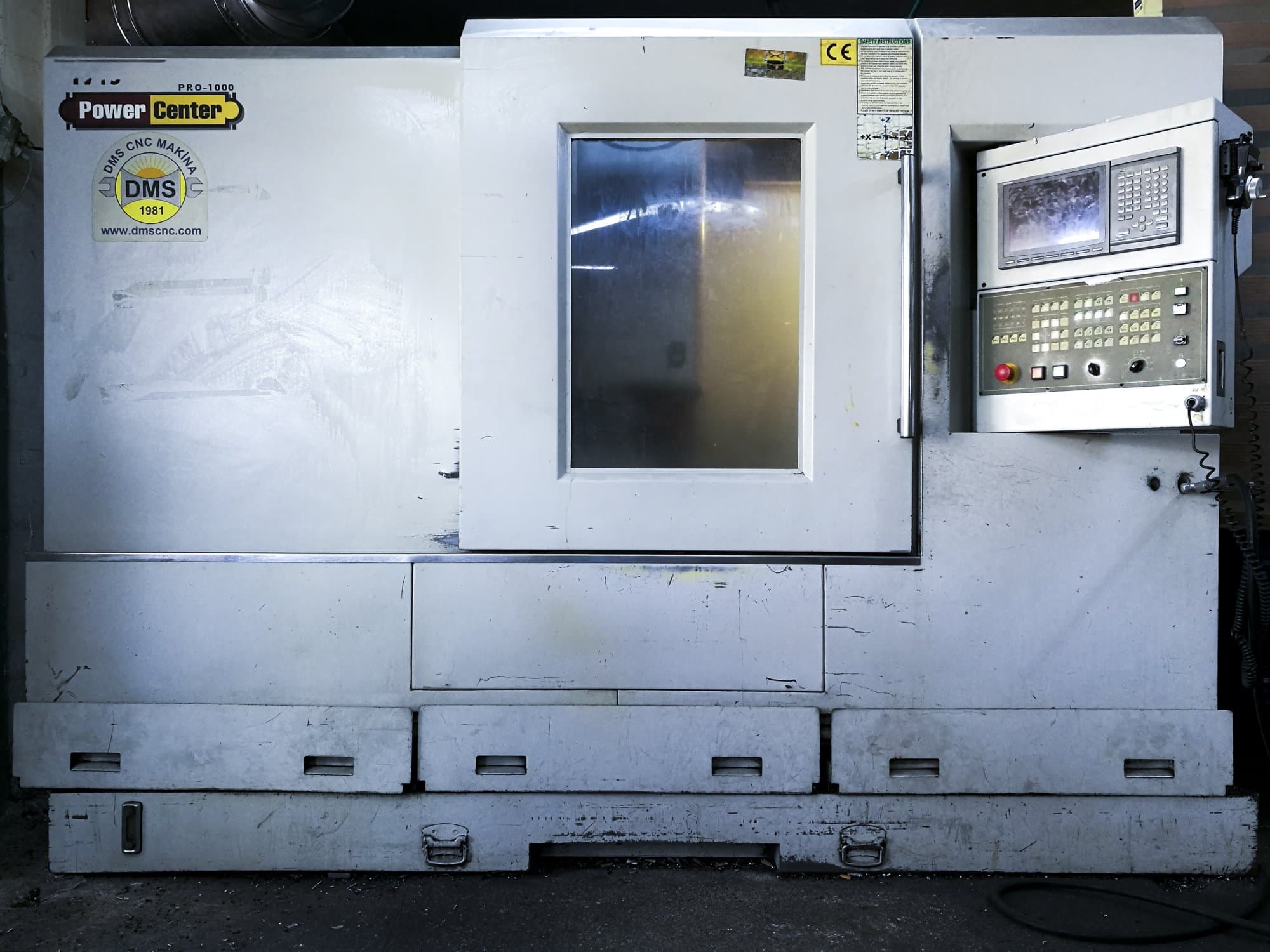 Hartford PRO1000S Mašinos vaizdas iš priekio