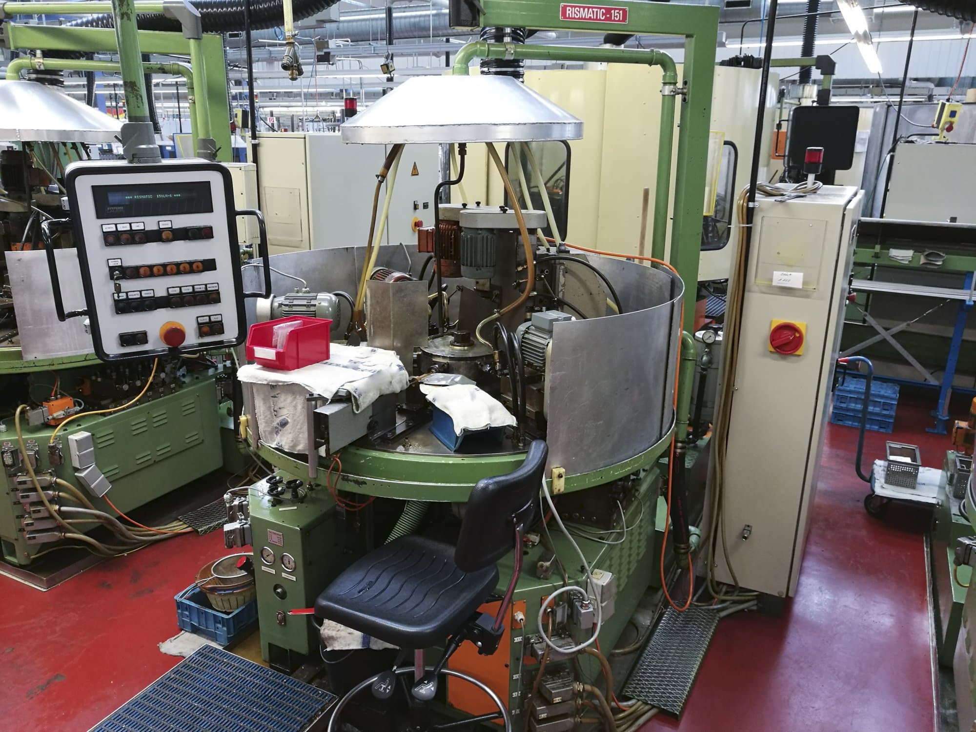 RIS-INGOLD Rismatic 151LN-6 Mašinos dešinės pusės vaizdas