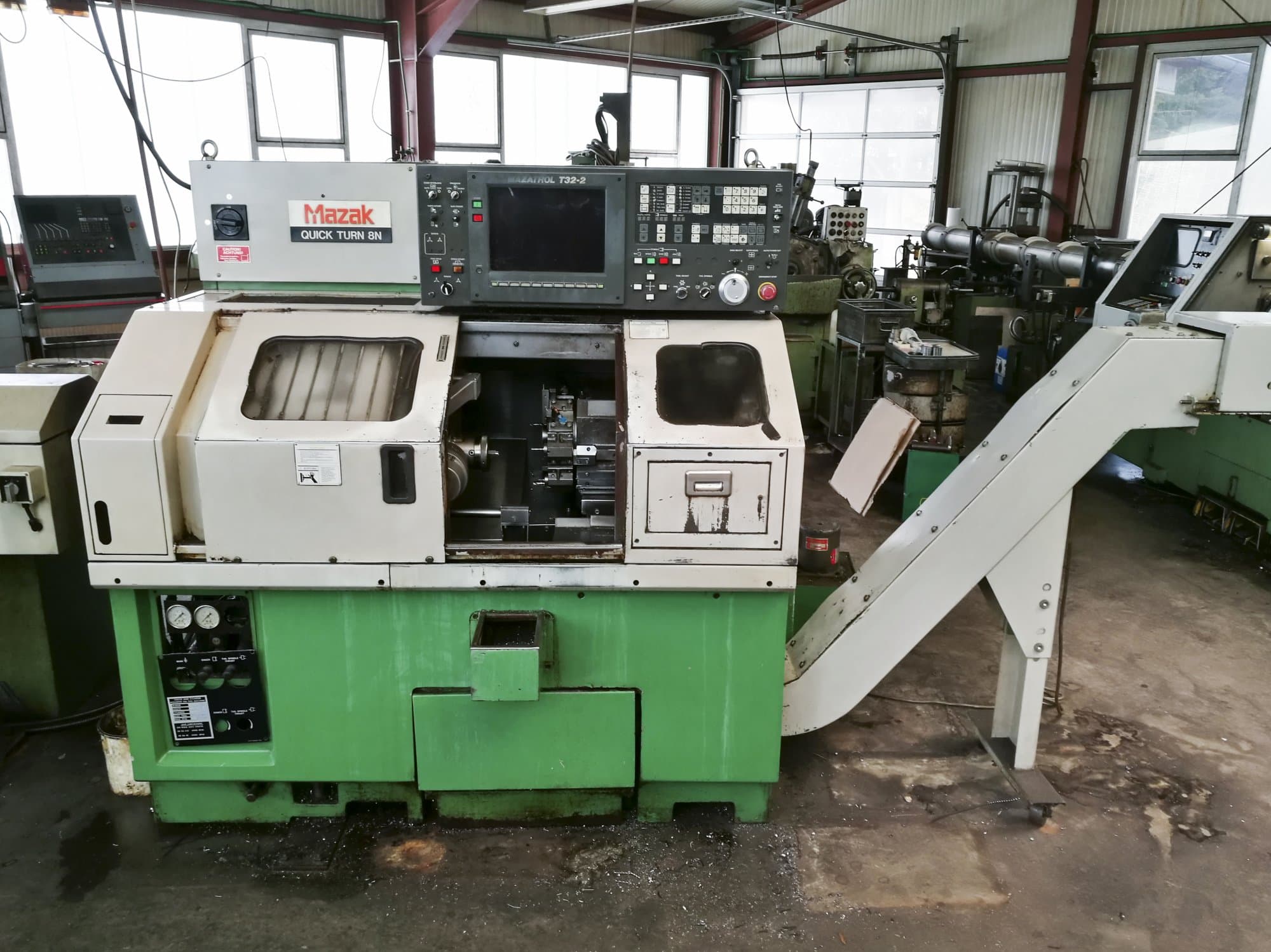 Mazak Quick Turn 8N Mašinos vaizdas iš priekio