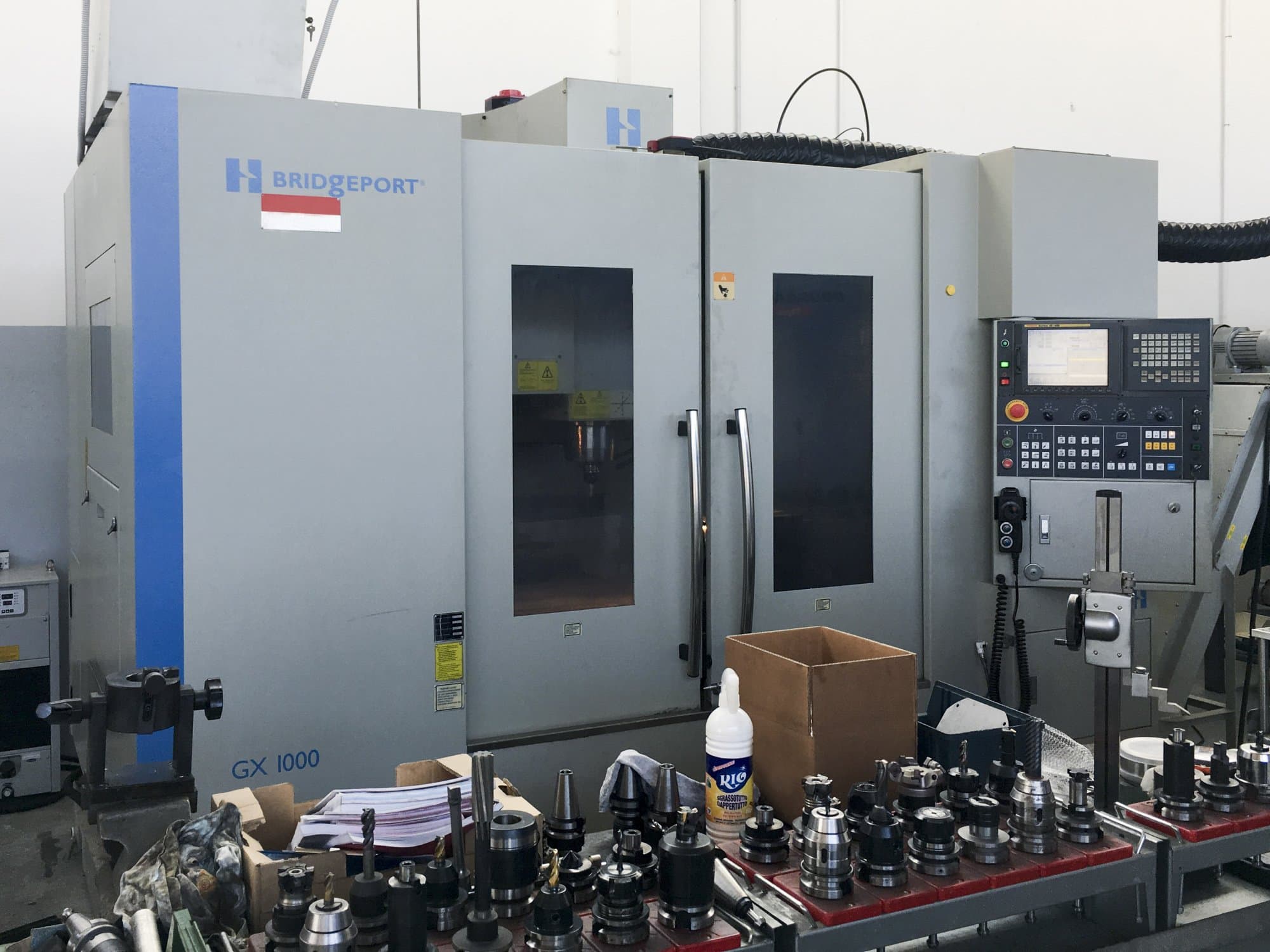 Bridgeport GX 1000 Mašinos vaizdas iš priekio