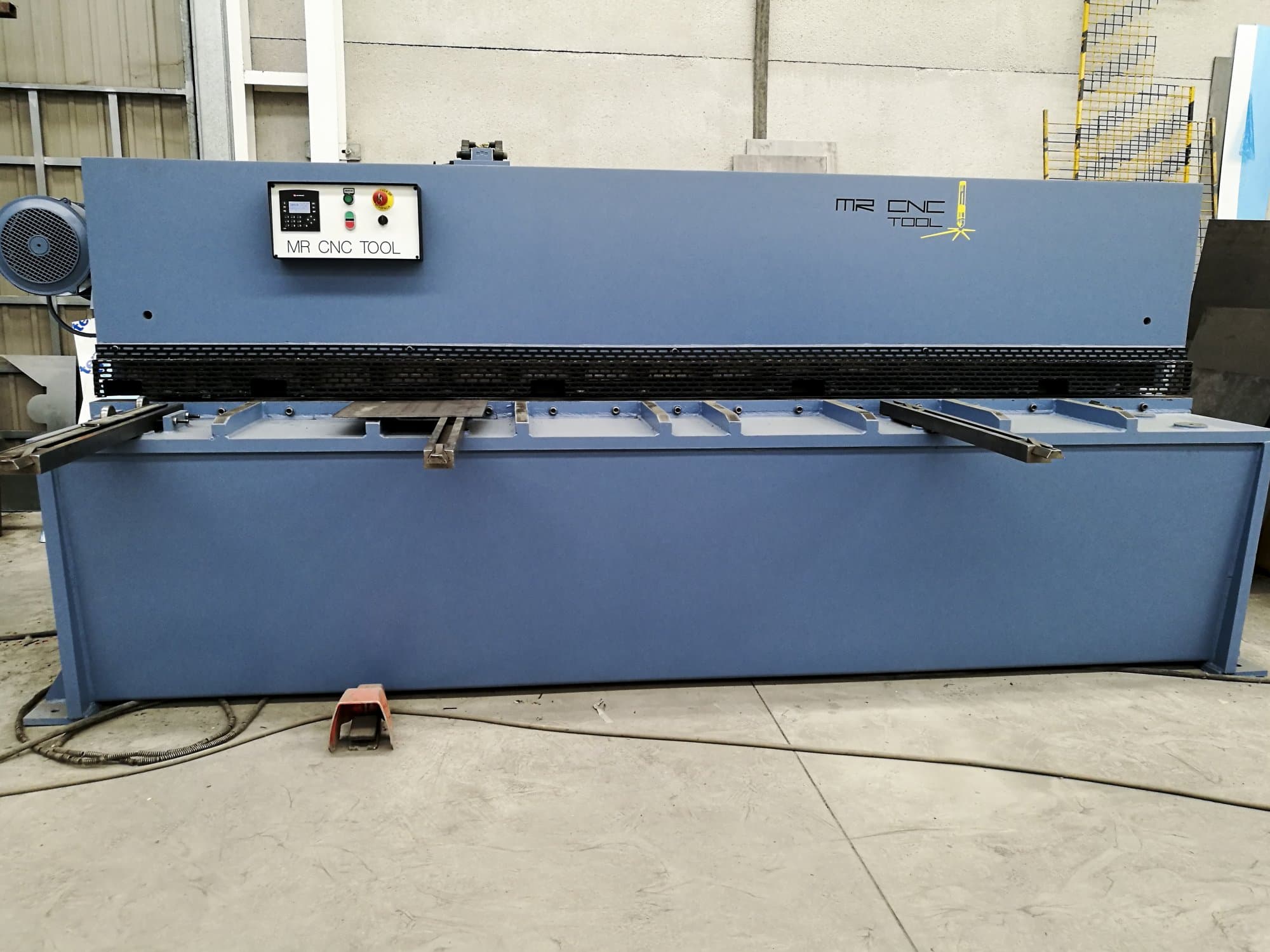 Loire Safe CHP-6/31 Mašinos vaizdas iš priekio