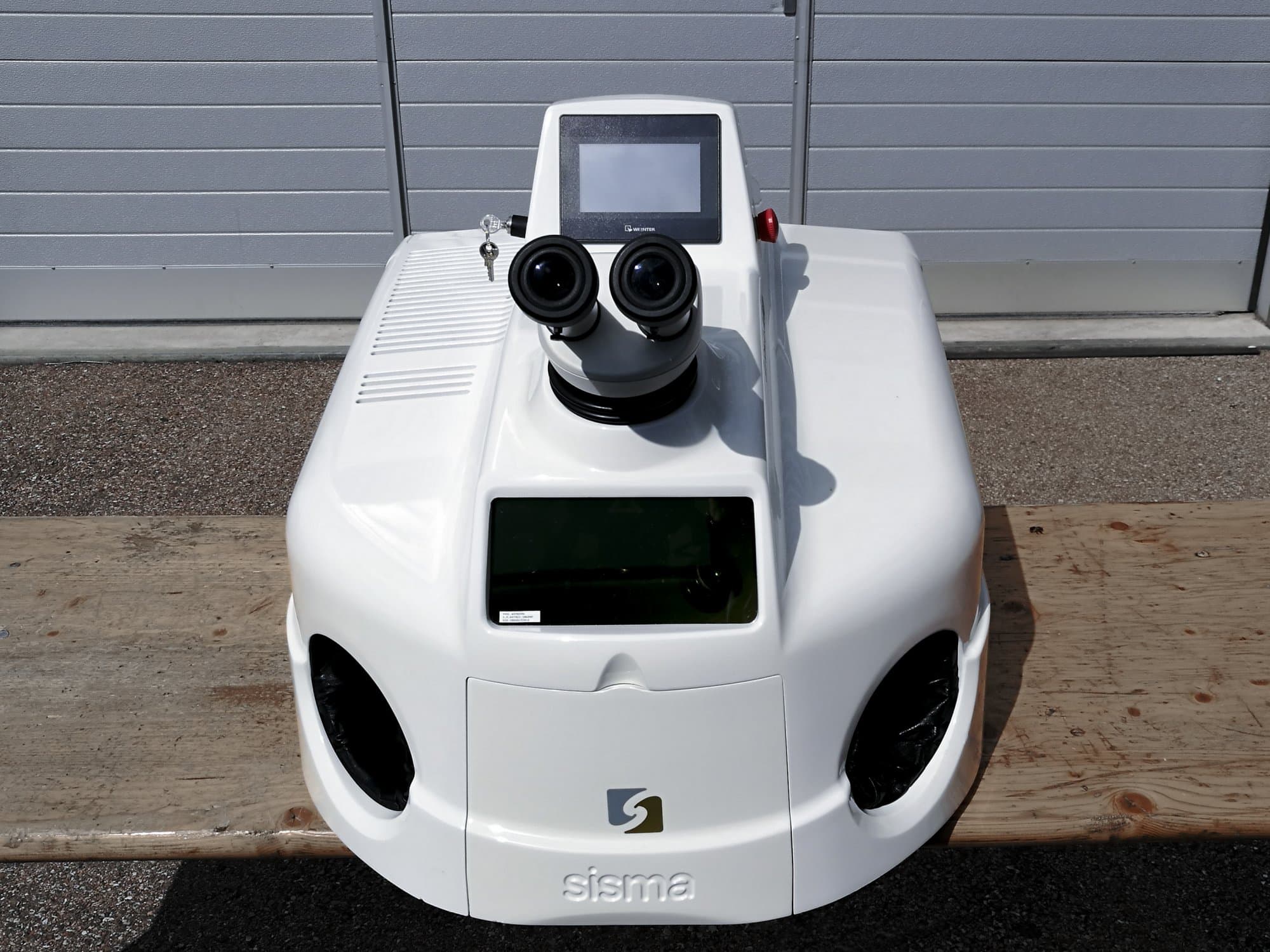 Sisma LM-D 100 Mašinos vaizdas iš priekio