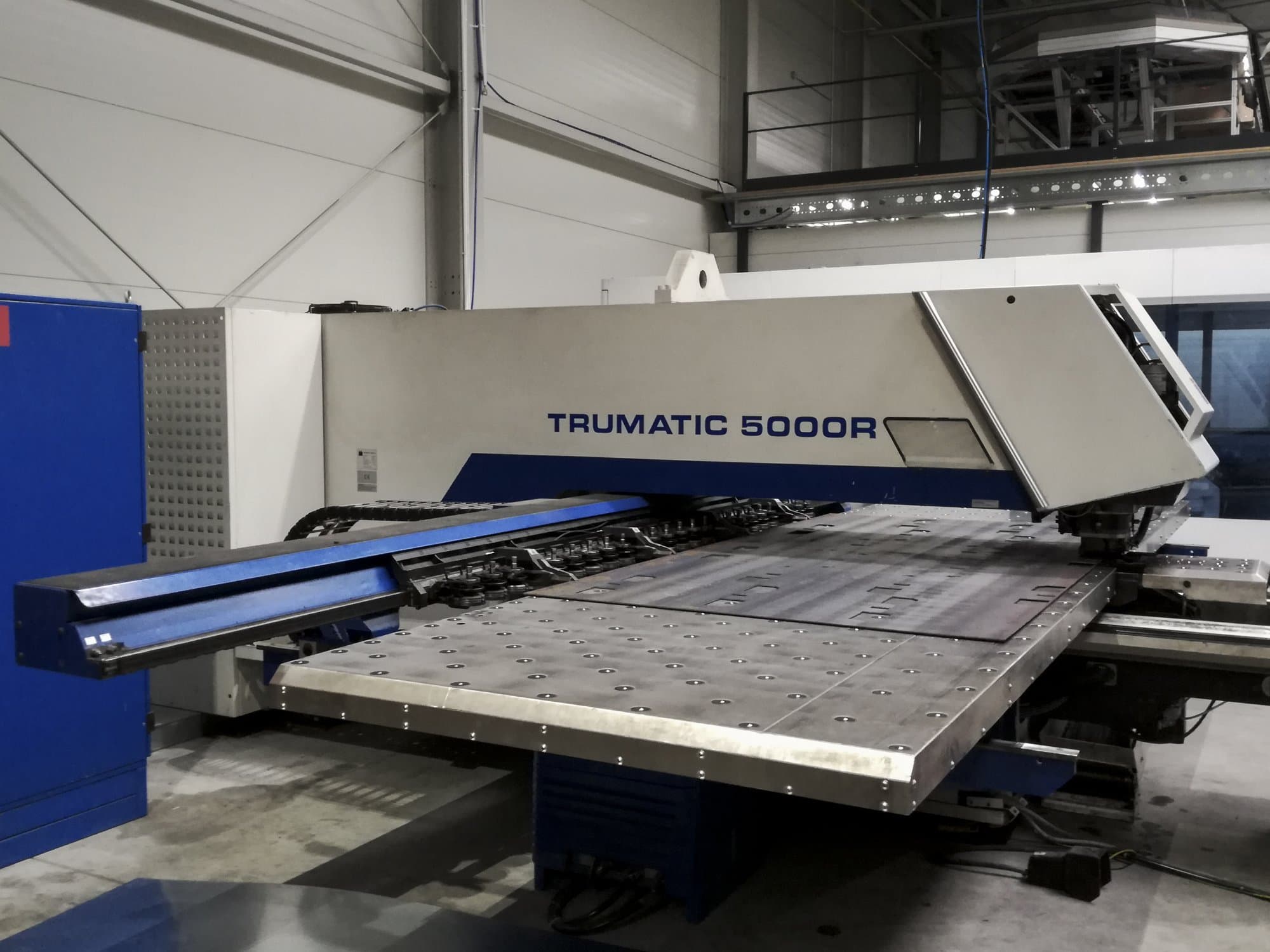 Trumpf Trumatic 5000 R Mašinos vaizdas iš kairės pusės