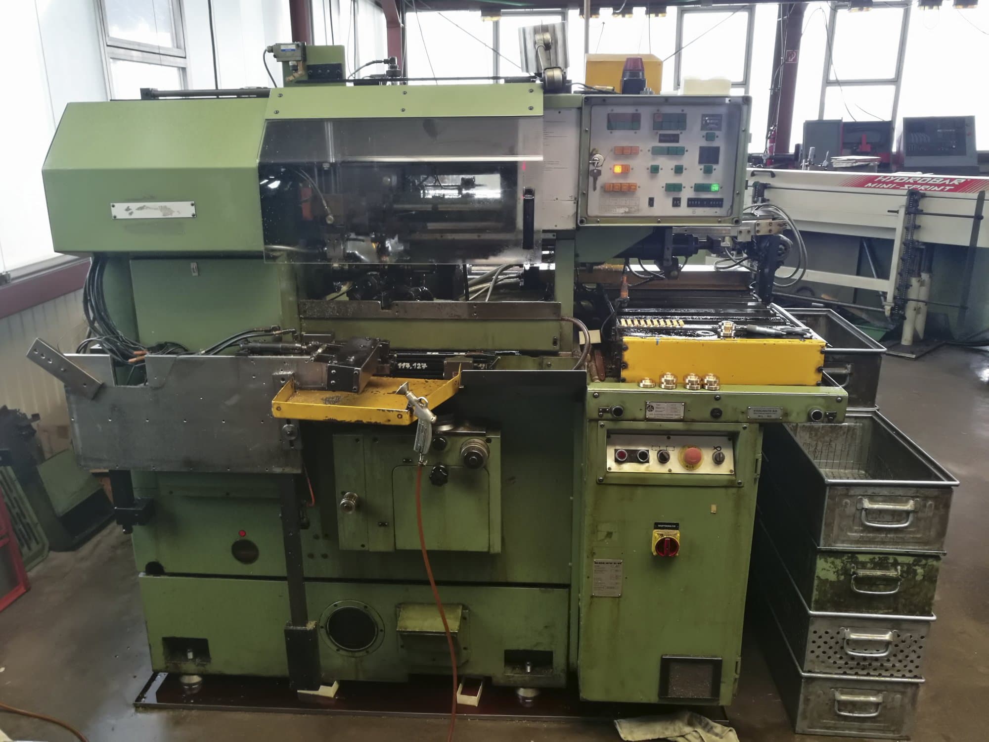 KOEPFER 153 B Mašinos vaizdas iš priekio