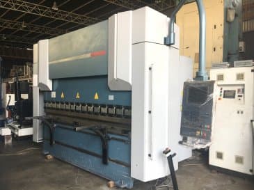 Durma AD-S 30100 Mašinos dešinės pusės vaizdas