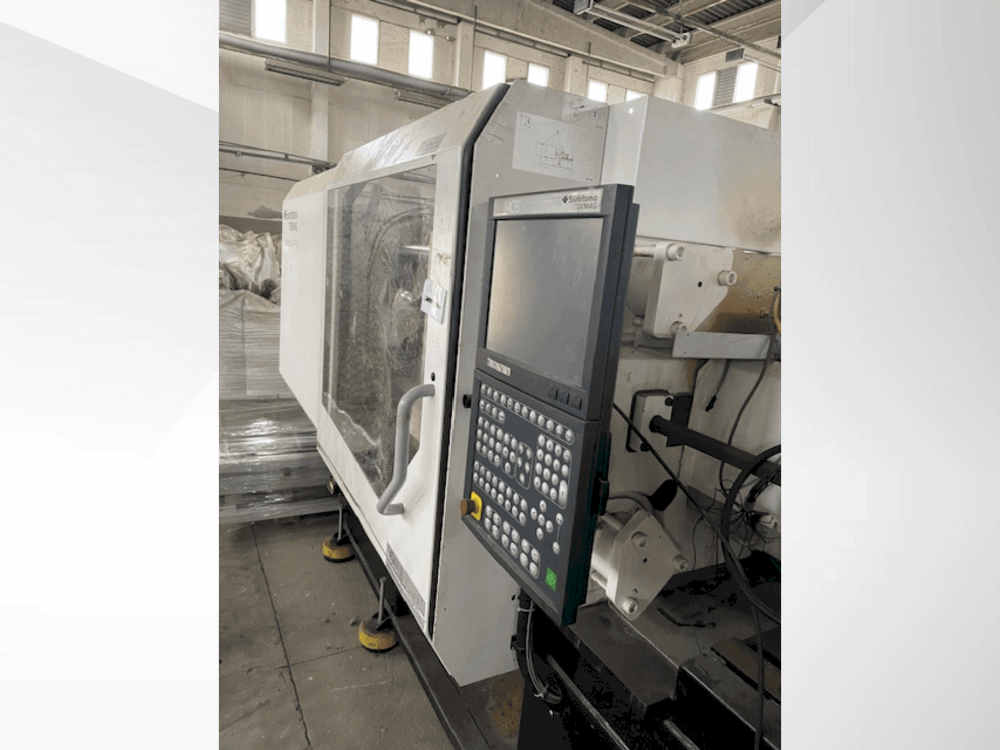 SUMITOMO SHI DEMAG IntElect 160/520-340 smart Mašinos vaizdas iš priekio