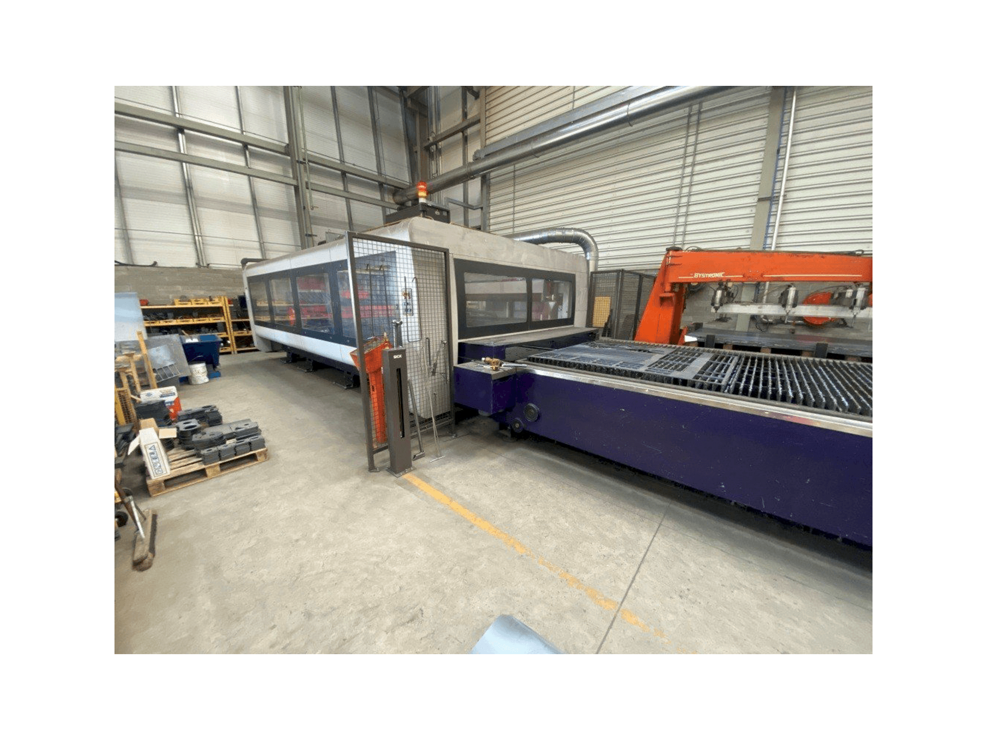 Bystronic BySprint Pro 4020 Mašinos vaizdas iš priekio