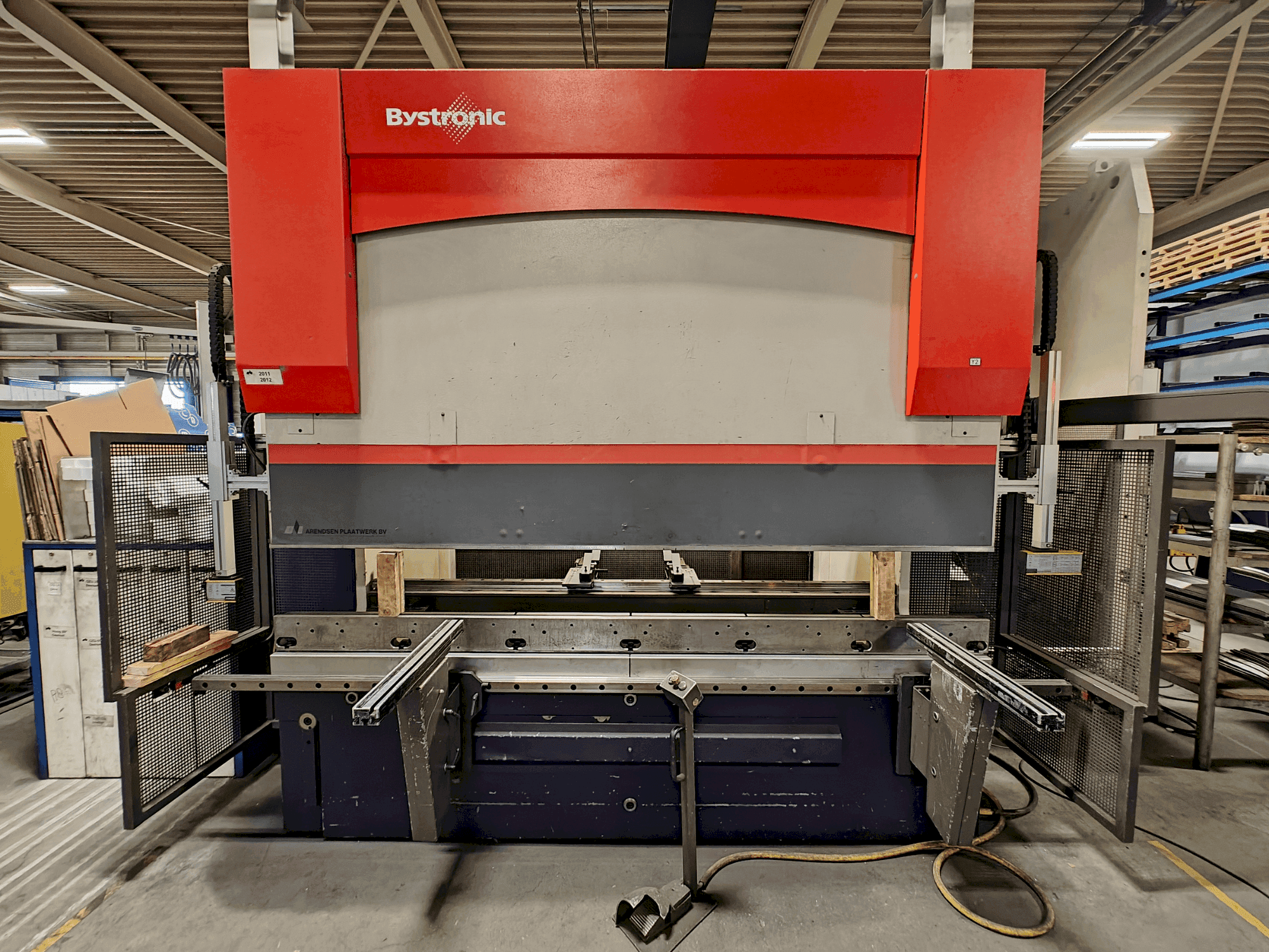 Bystronic PR 100x3100 Mašinos vaizdas iš priekio