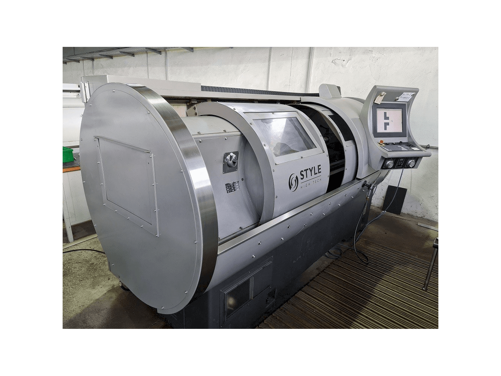 STYLE 510 X 1350 Mašinos vaizdas iš priekio