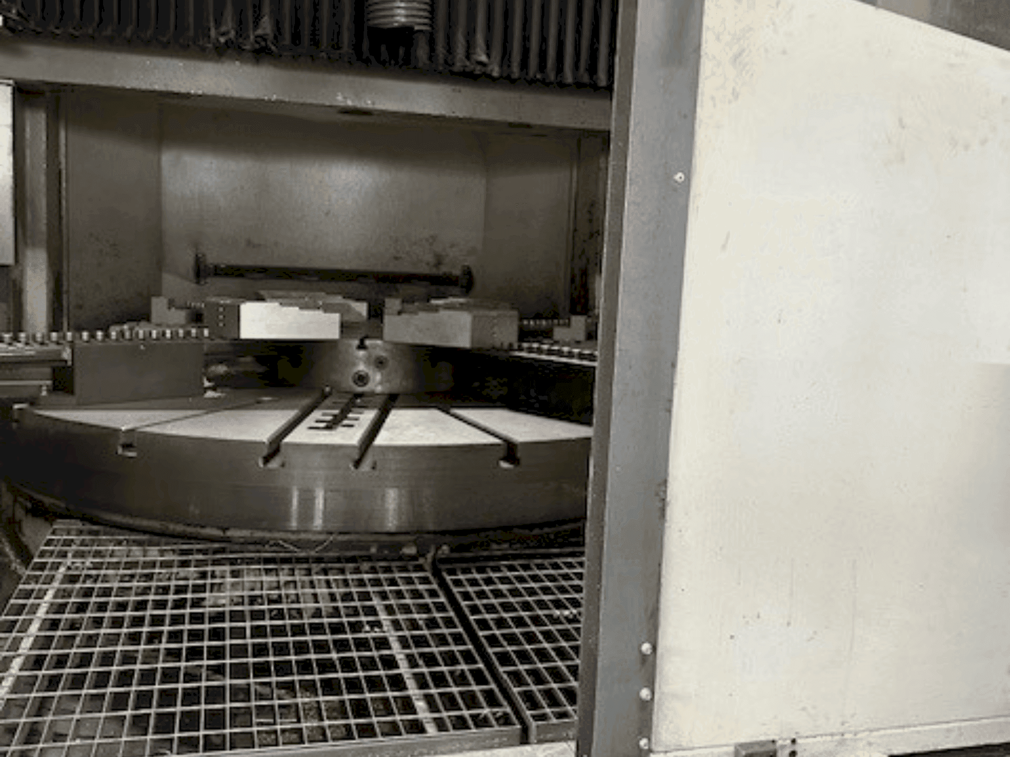 GORBREX TKV 525 CNC Mašinos vaizdas iš priekio