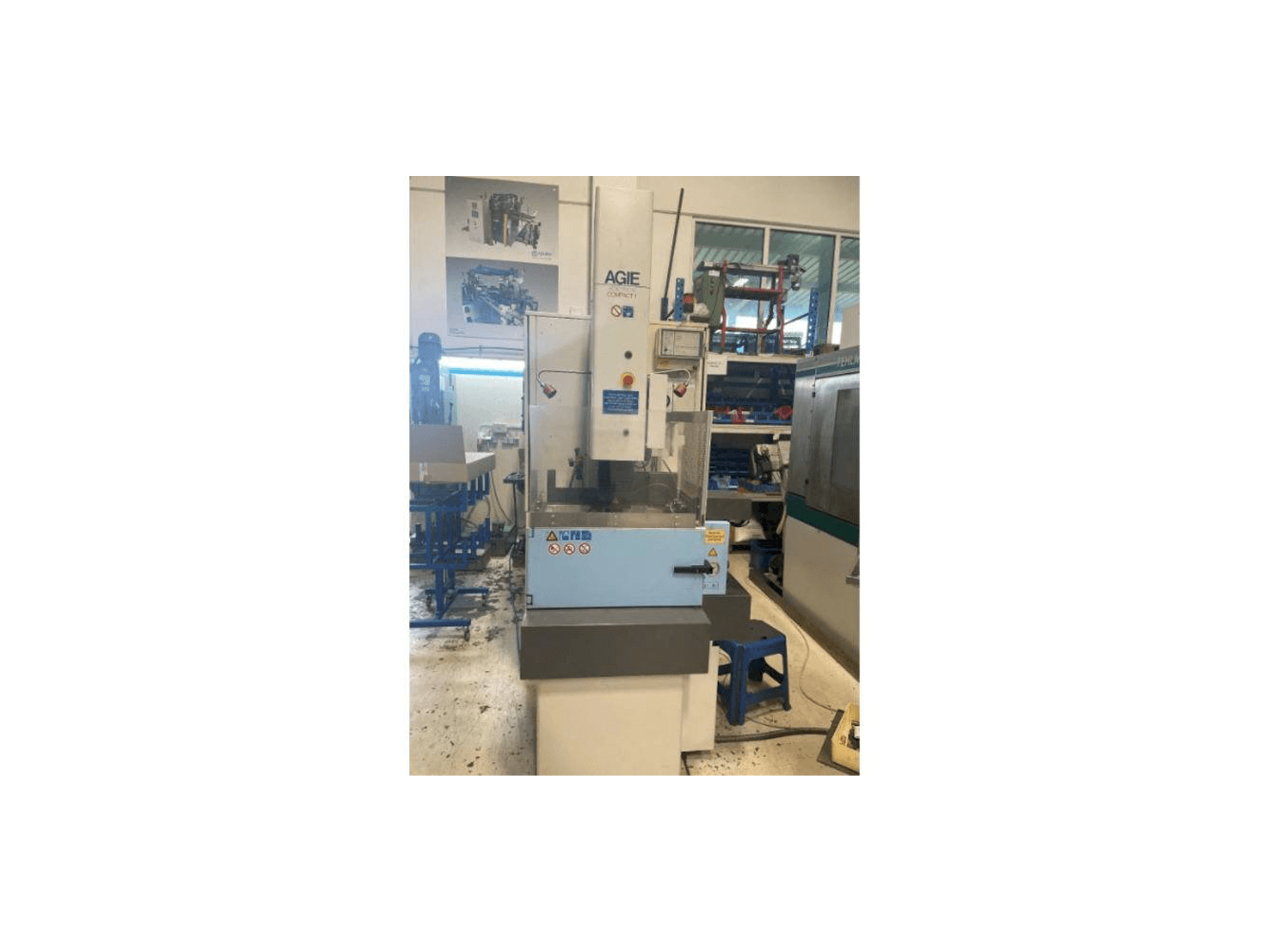 AGIE Agietron Compact 1 Mašinos vaizdas iš priekio