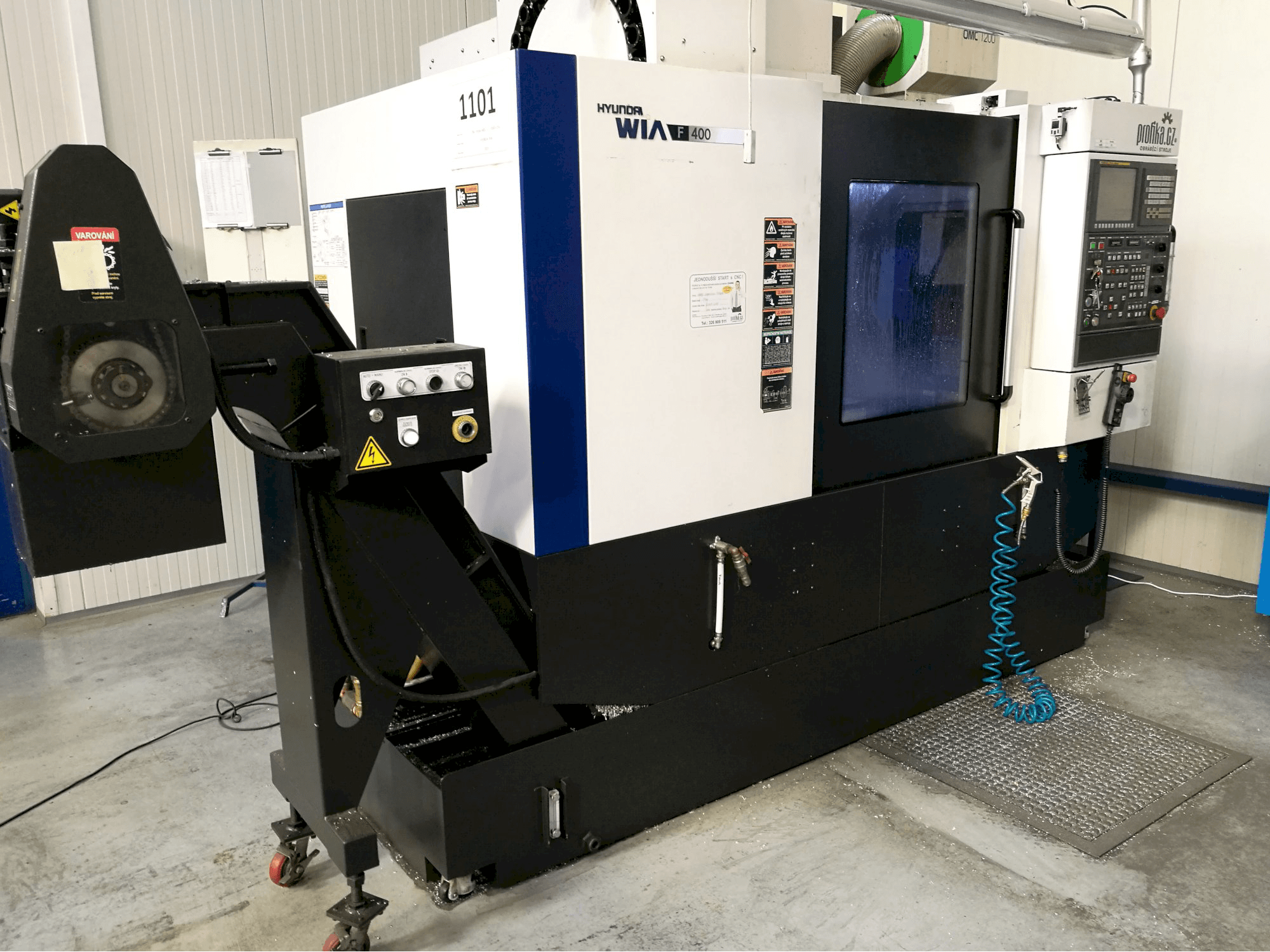 Hyundai Wia F400 Mašinos kairės pusės vaizdas