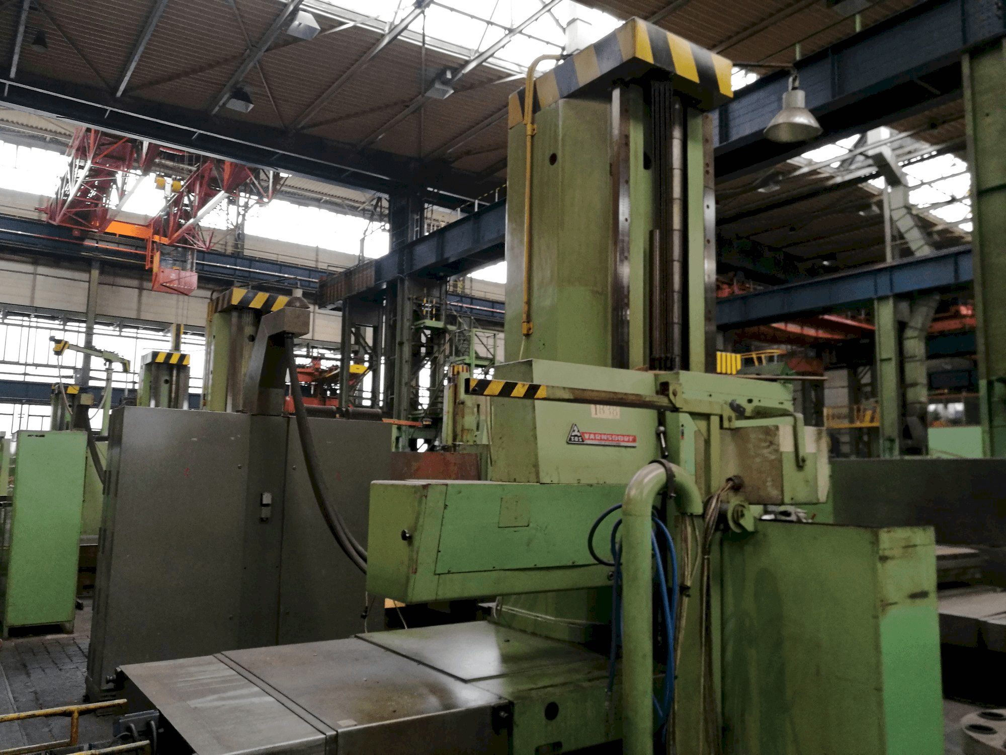 TOS WHN 13 Mašinos vaizdas iš priekio