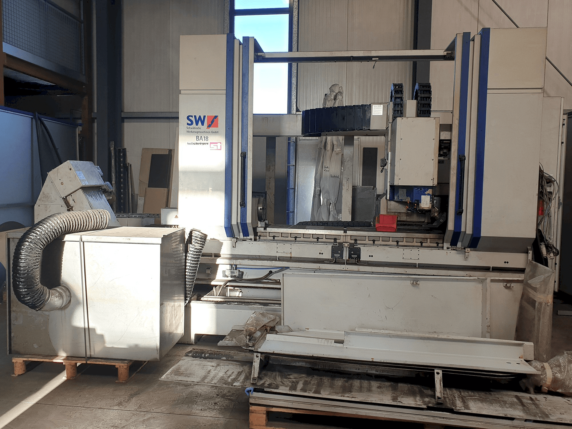 Schwäbische Werkzeugmaschinen Mašinos vaizdasBA 18 iš priekio