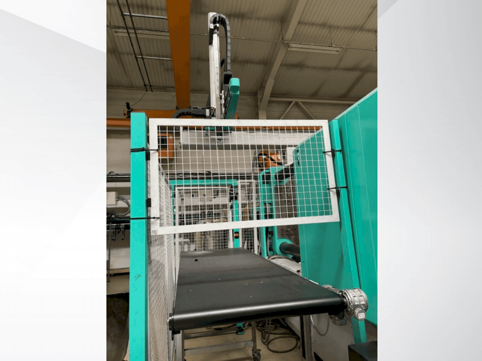 Arburg Allrounder 920S 4600-2100 Mašinos vaizdas iš priekio