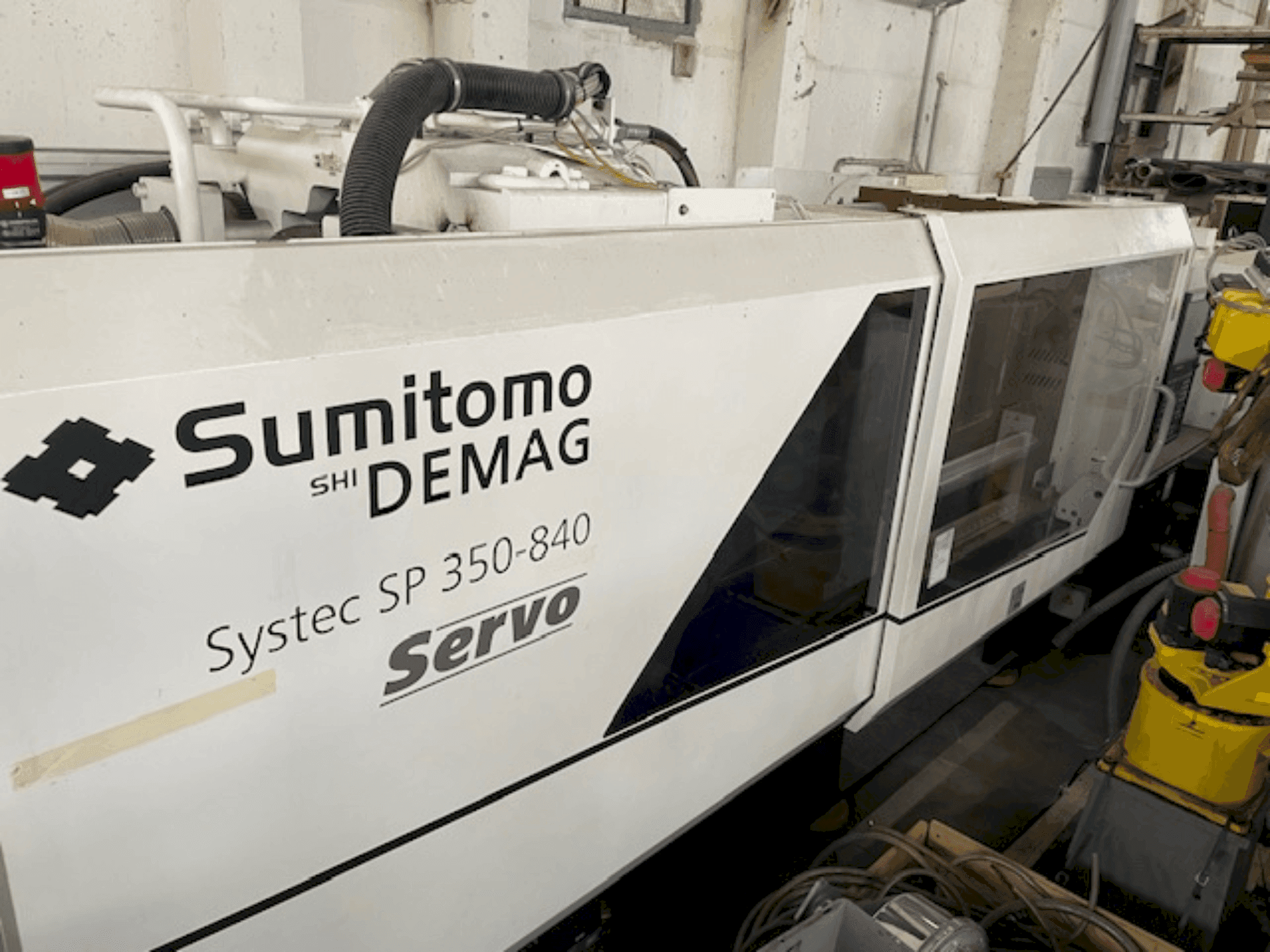 SUMITOMO SHI DEMAG Systec SP 350/720-840 Mašinos vaizdas iš priekio