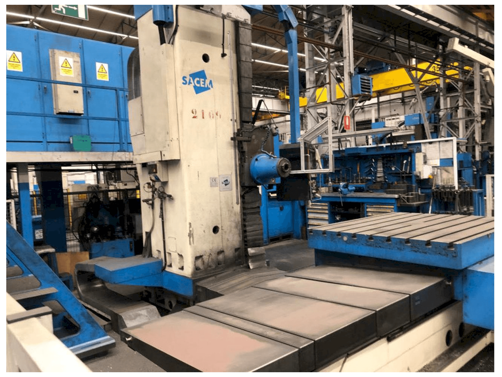 Sacem MSMG - XC/110-C/N Mašinos vaizdas iš priekio