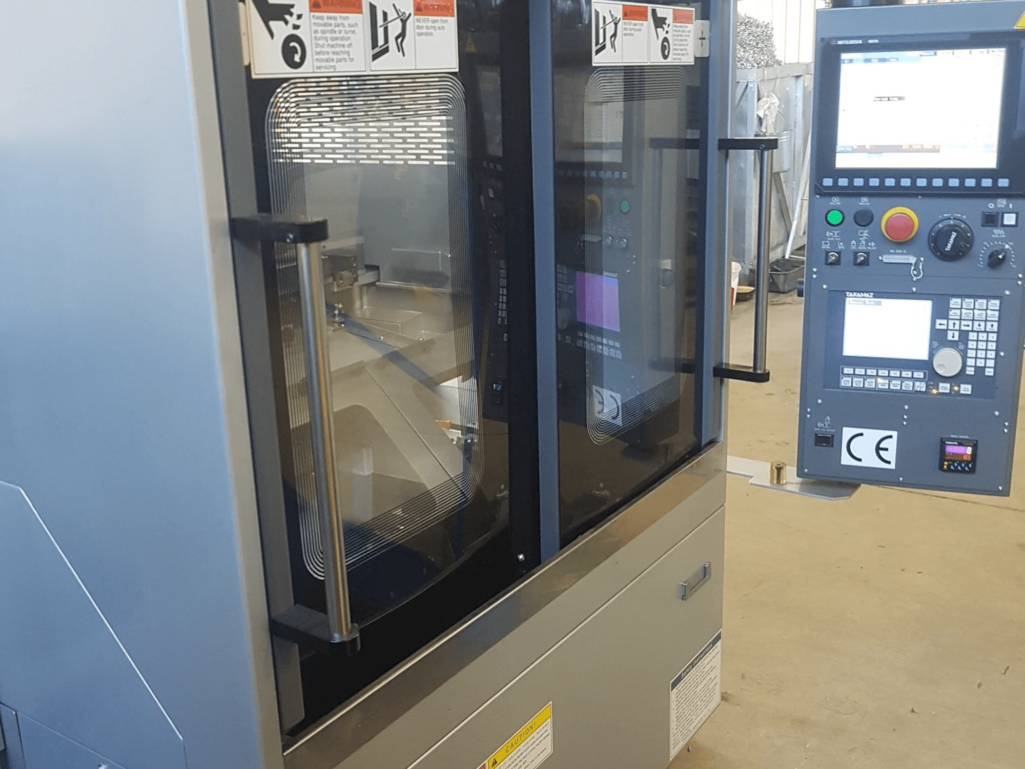 Takamaz XW-30 Plus Mašinos vaizdas iš priekio