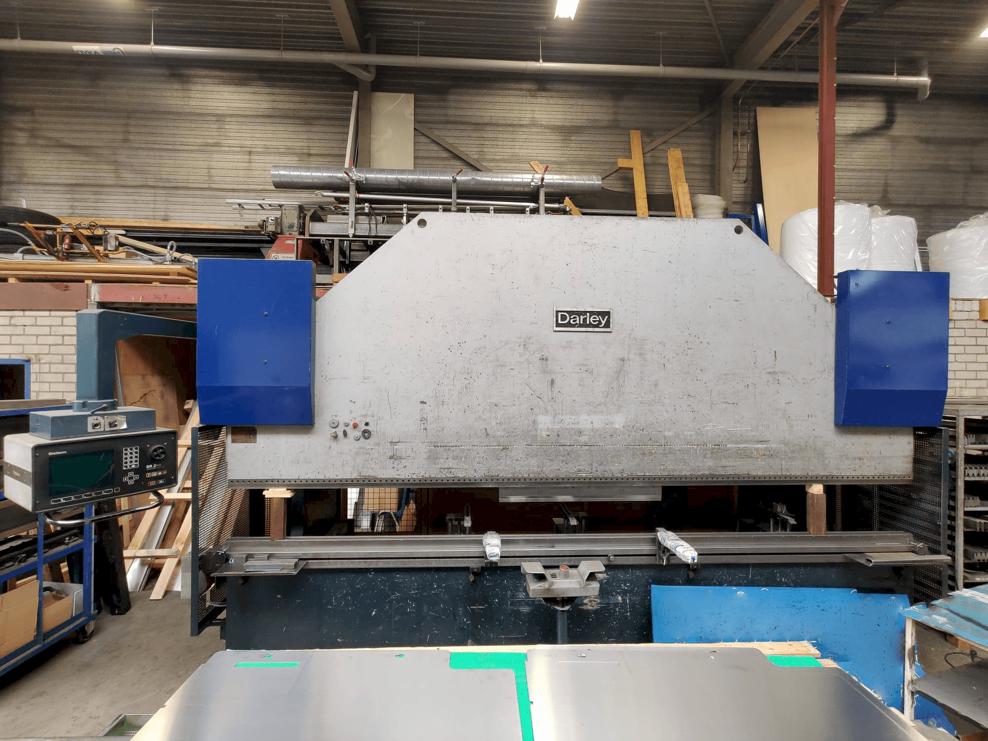 Darley EHP150 43/37 Mašinos vaizdas iš priekio