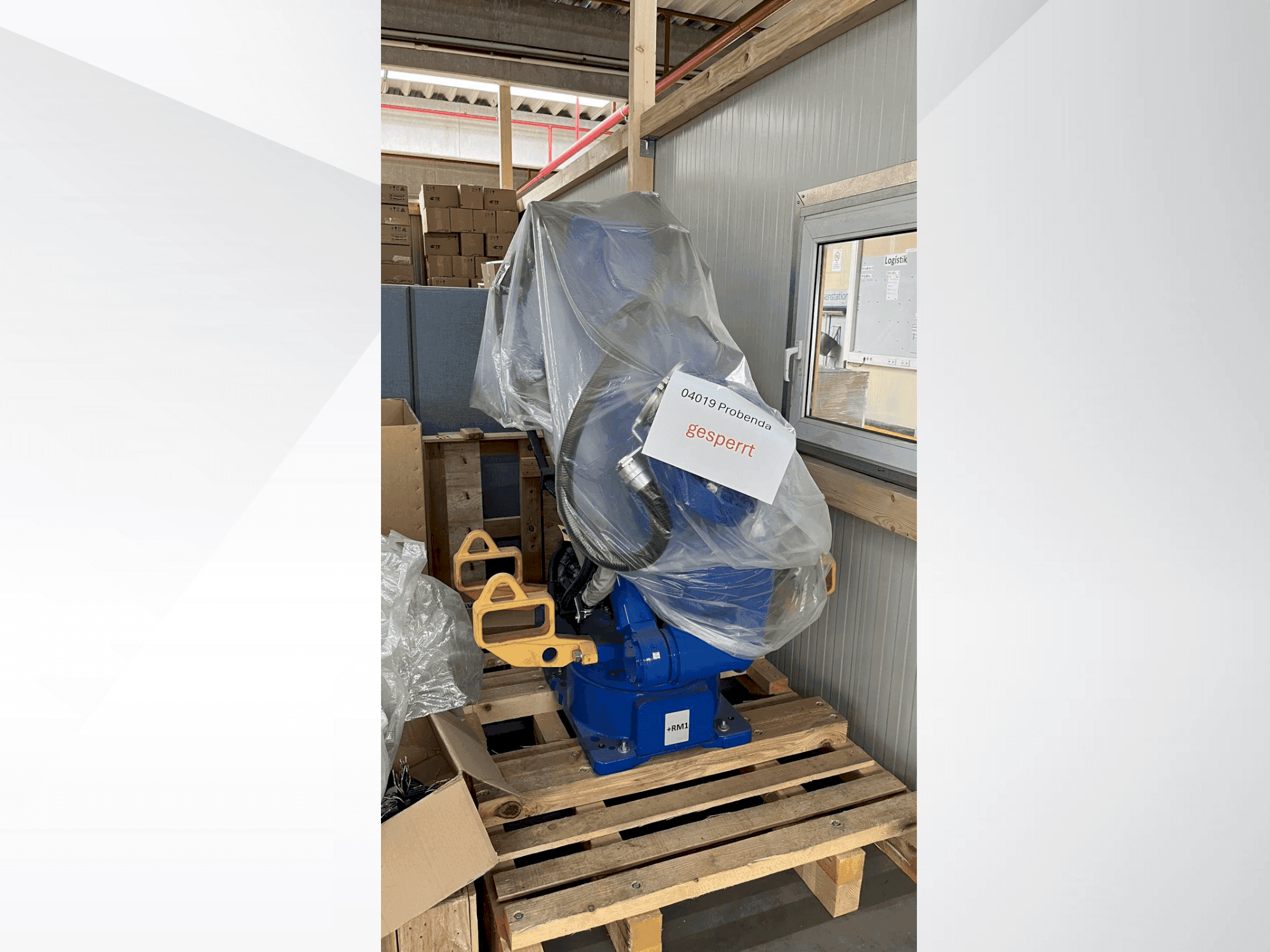 Yaskawa GP180 Mašinos vaizdas iš priekio