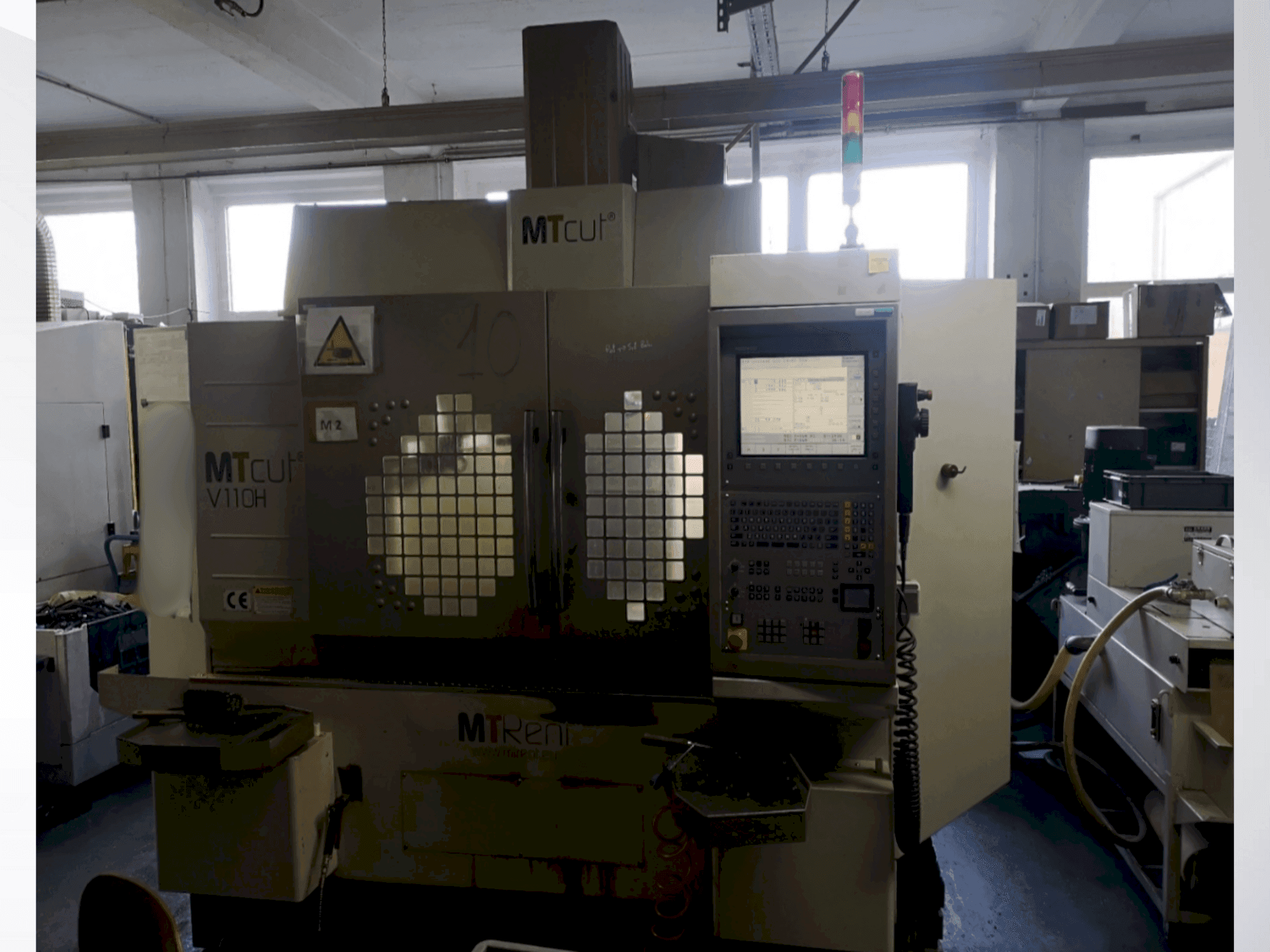 MTcut V110H Mašinos vaizdas iš priekio