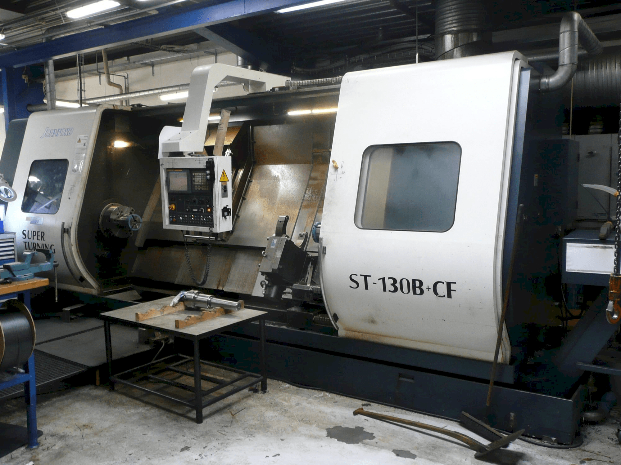 Johnford ST-130 B+CF Mašinos vaizdas iš priekio