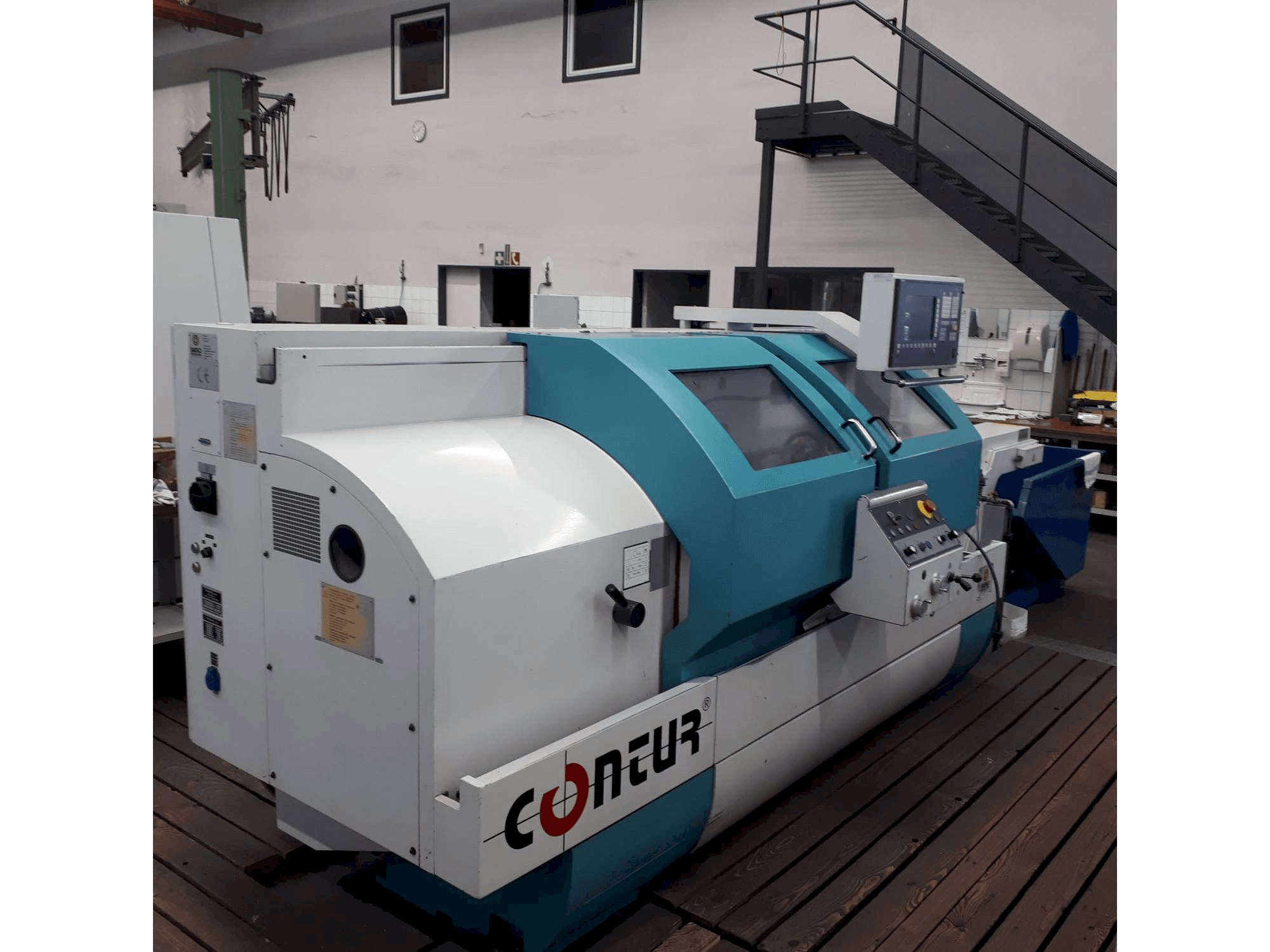 Saeilo Contour Dialog T52 x 1500 Mašinos vaizdas iš priekio