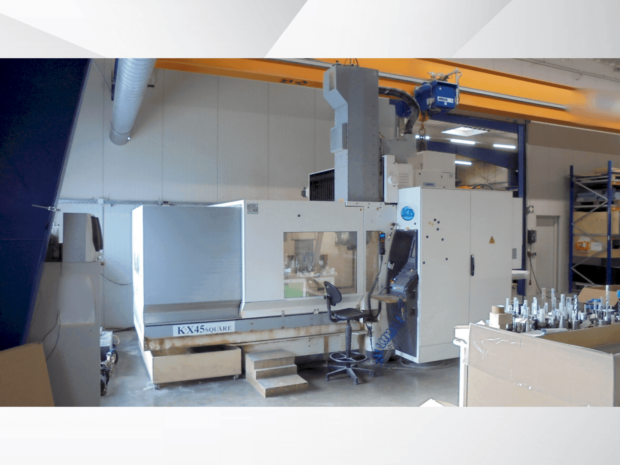 LGB KX45 SQUARE FIVE 2 Mašinos vaizdas iš priekio