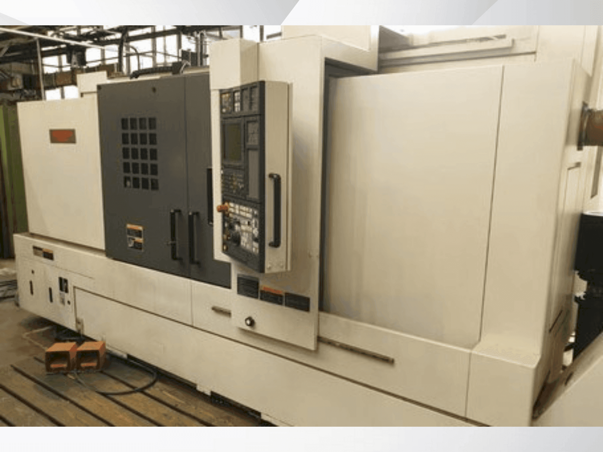 MORI SEIKI NL2500MC Mašinos vaizdas iš priekio
