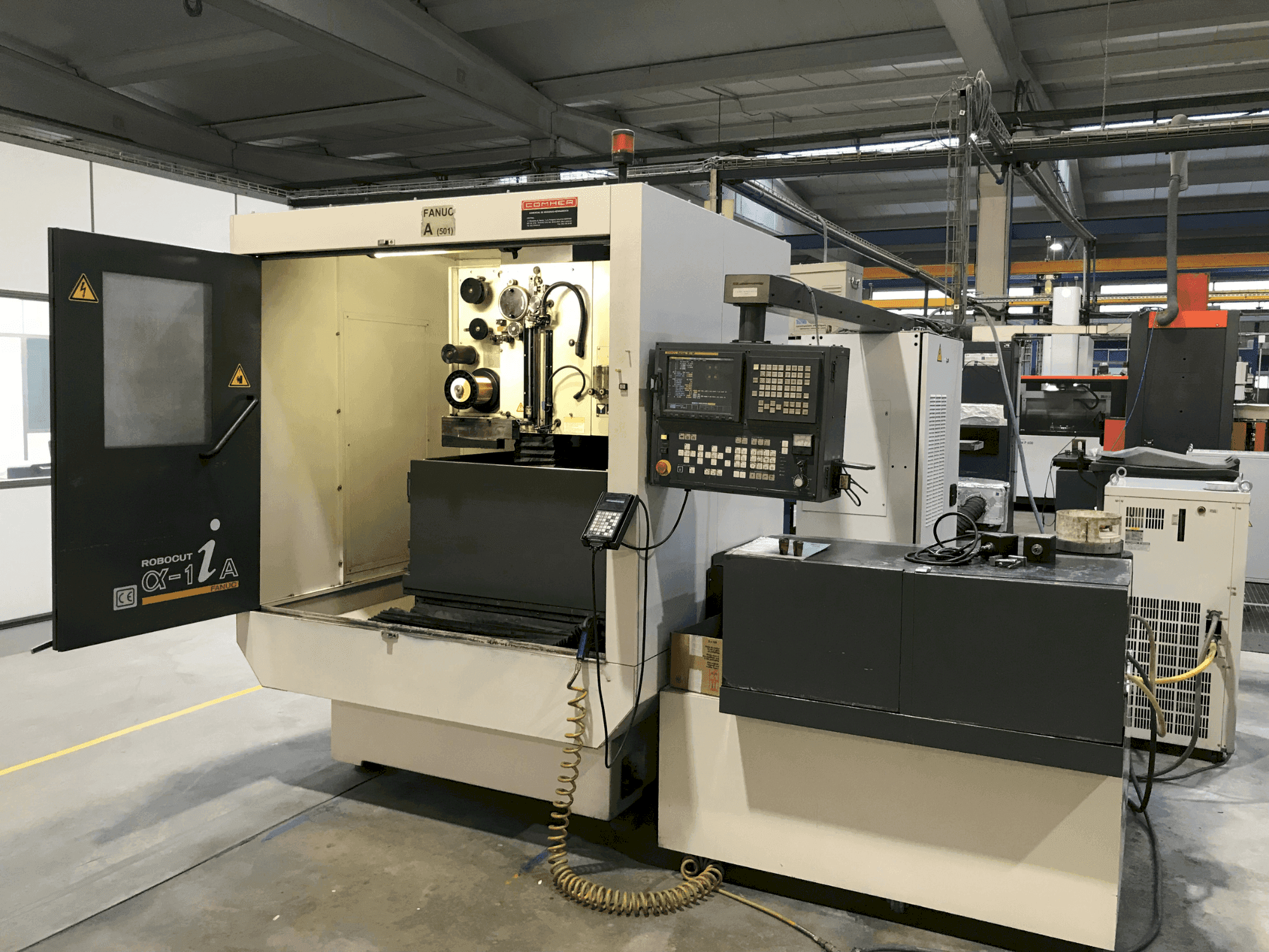FANUC ROBOCUT α-1iA Mašinos vaizdas iš priekio