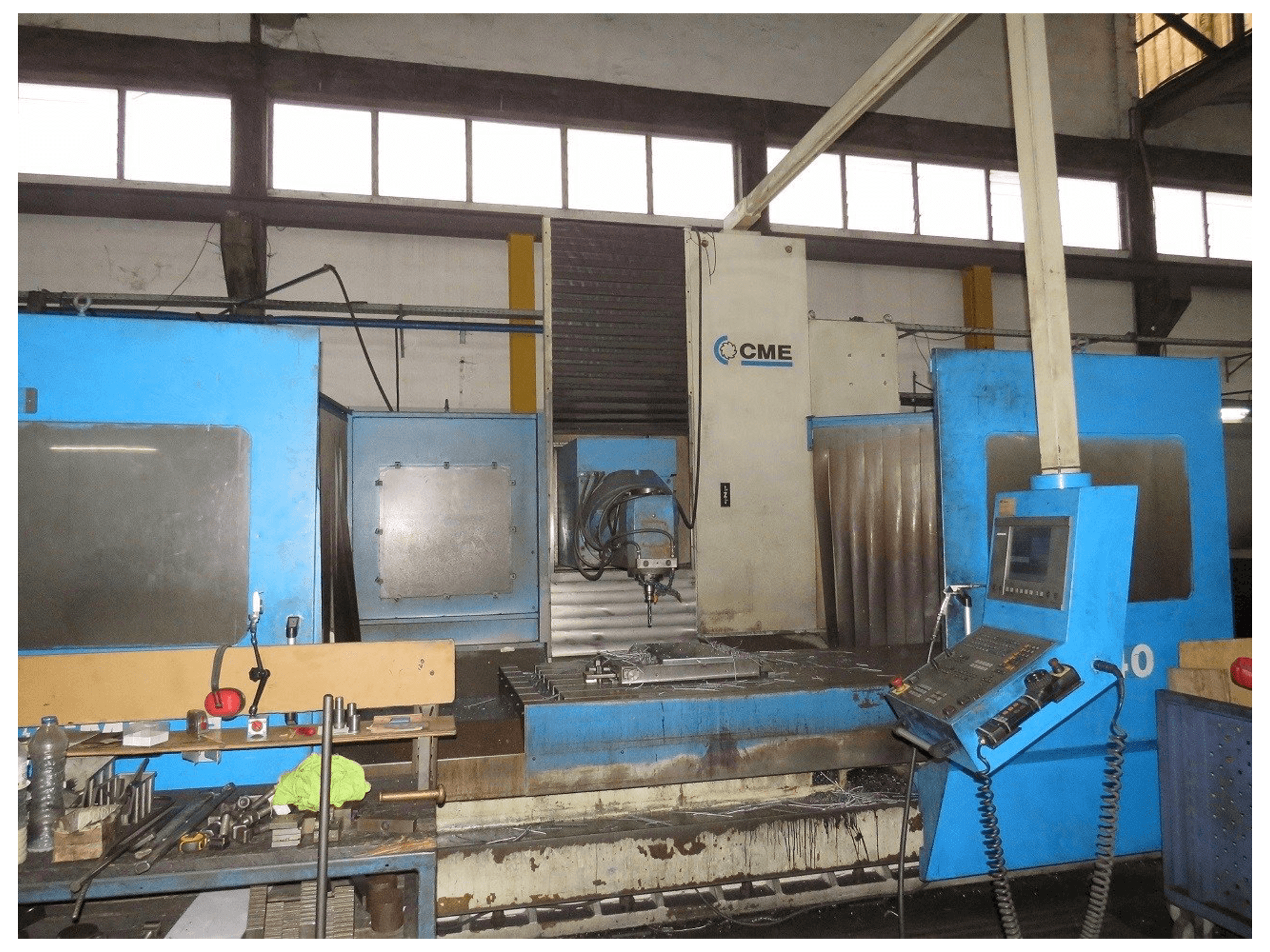 CME HZ40 Mašinos vaizdas iš priekio