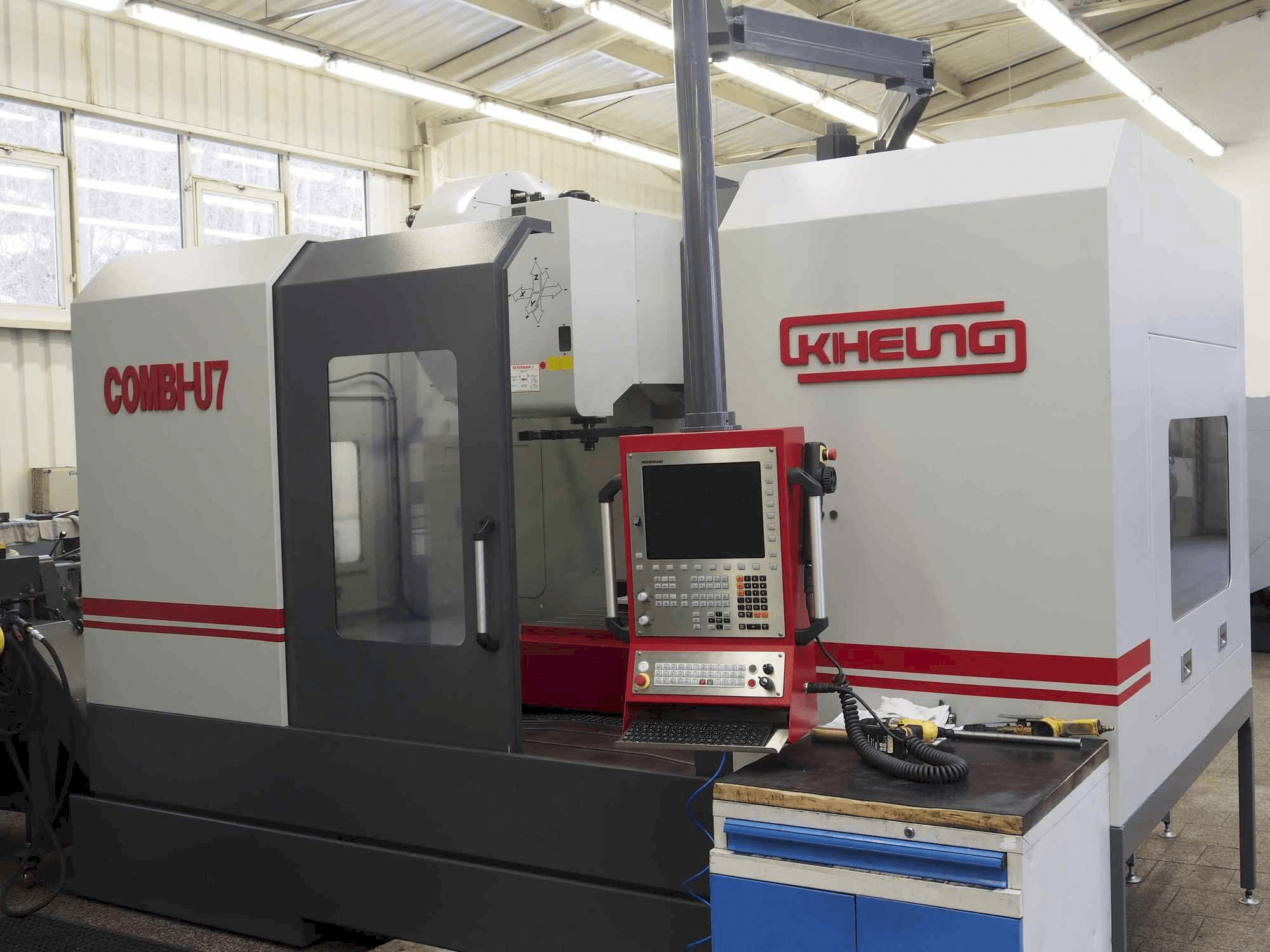 KIHEUNG Combi-U7 Mašinos vaizdas iš priekio