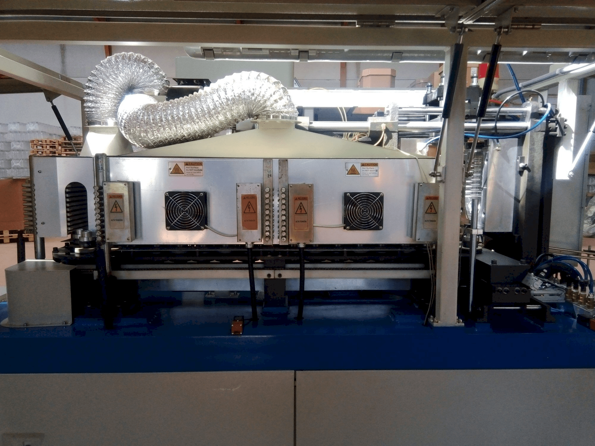 YANCED YS600 Mašinos vaizdas iš priekio