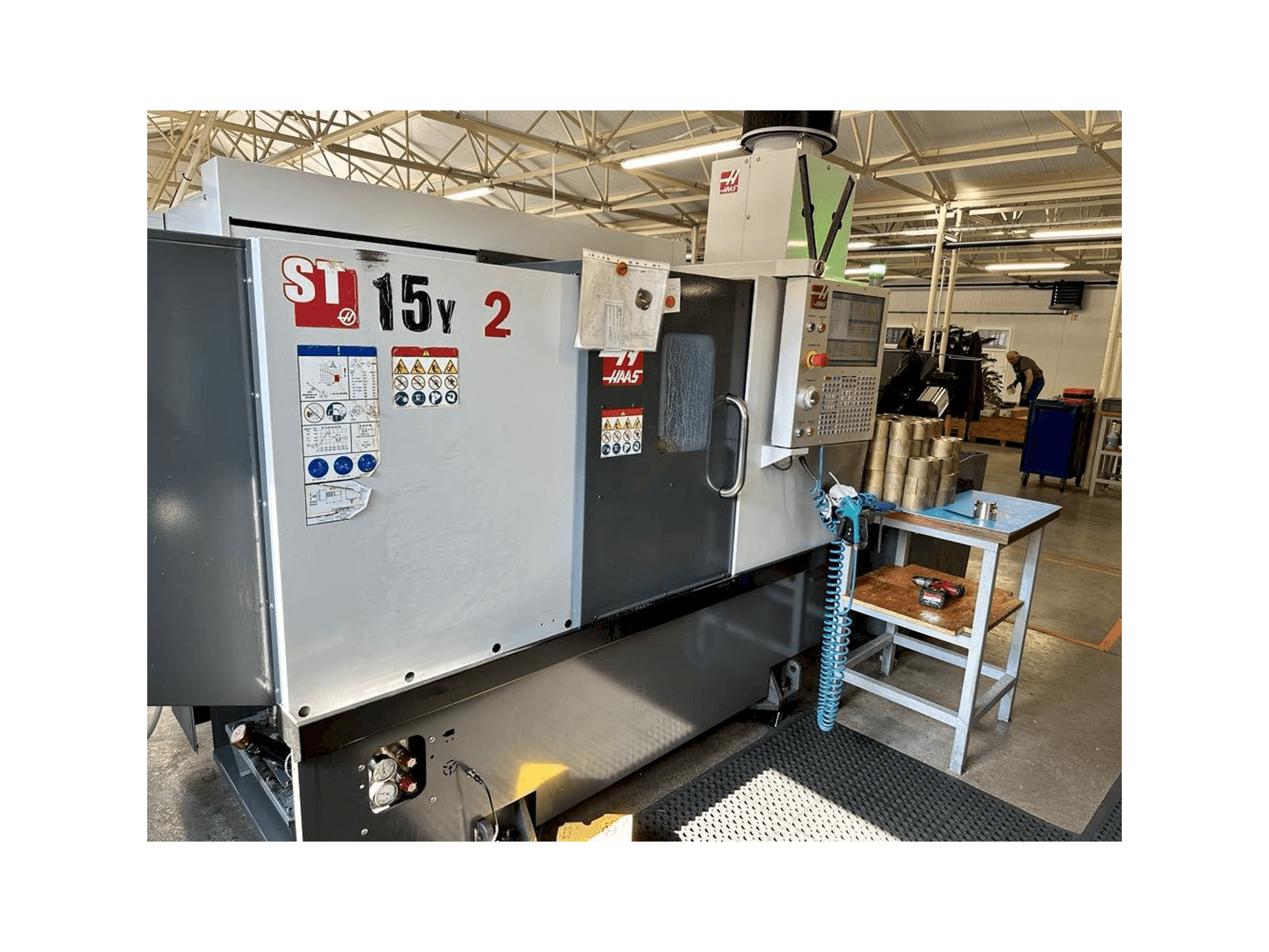 HAAS ST-15Y (2019) Mašinos vaizdas iš priekio