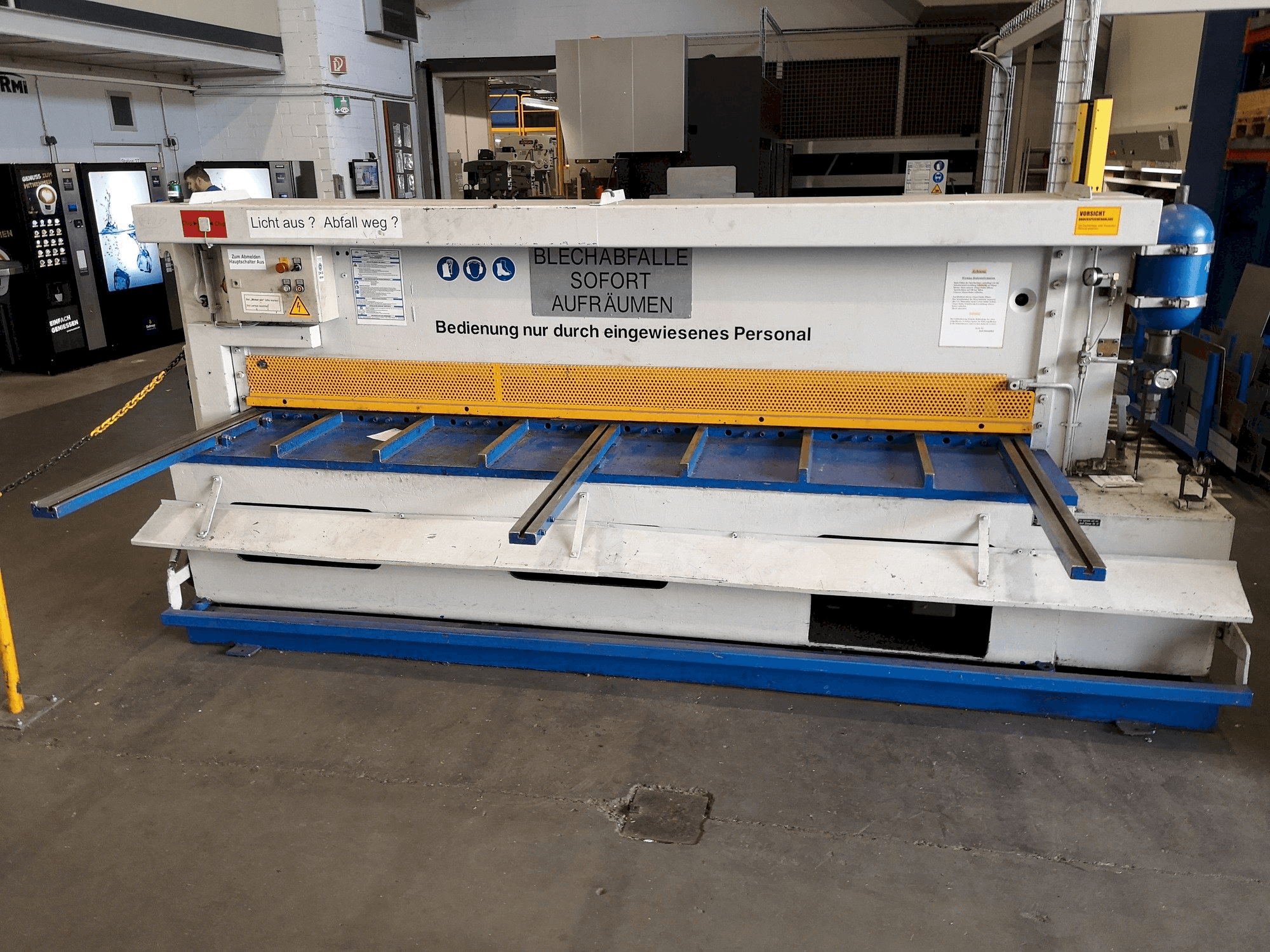 PASKOWSKY TSH 10 MM Mašinos vaizdas iš priekio