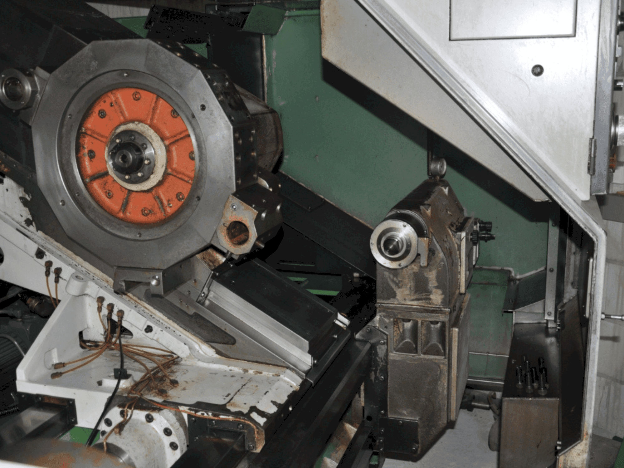 Mazak QT 35 N x 1000 Mašinos vaizdas iš priekio