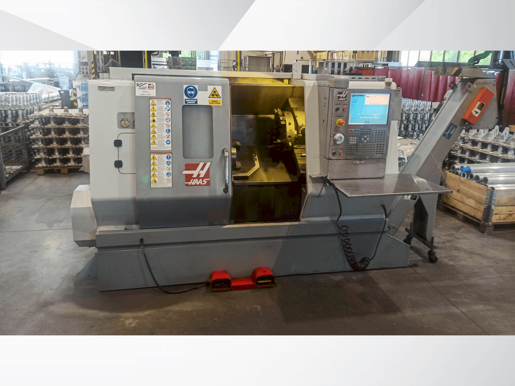 HAAS SL-20TBHE Mašinos vaizdas iš priekio