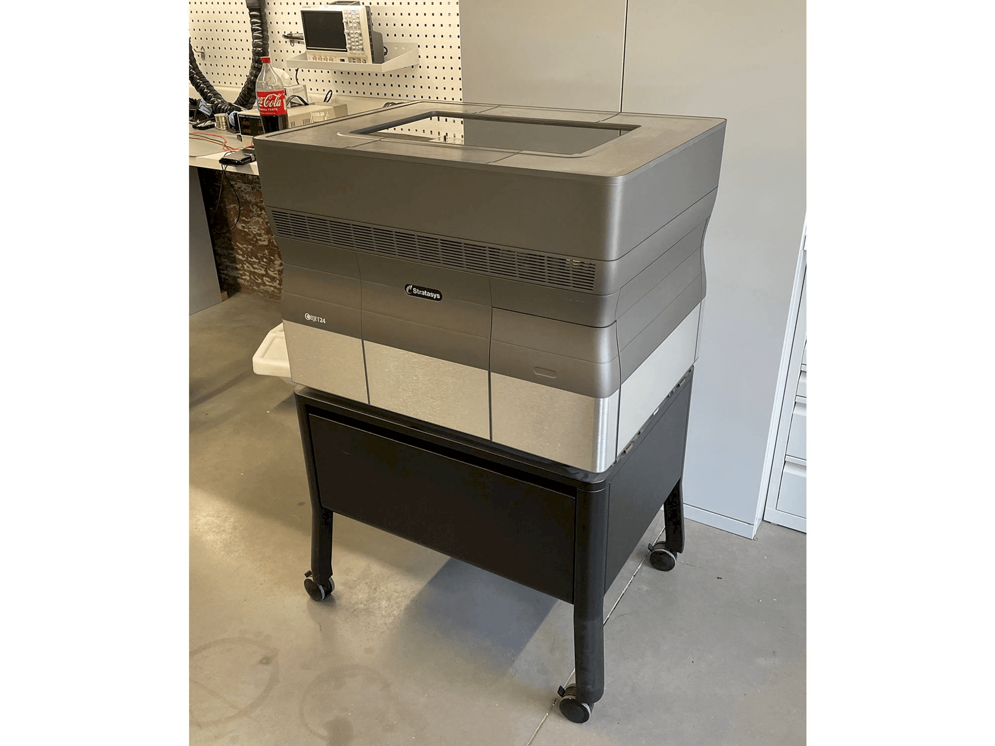 Stratasys Objet24 Mašinos vaizdas iš priekio