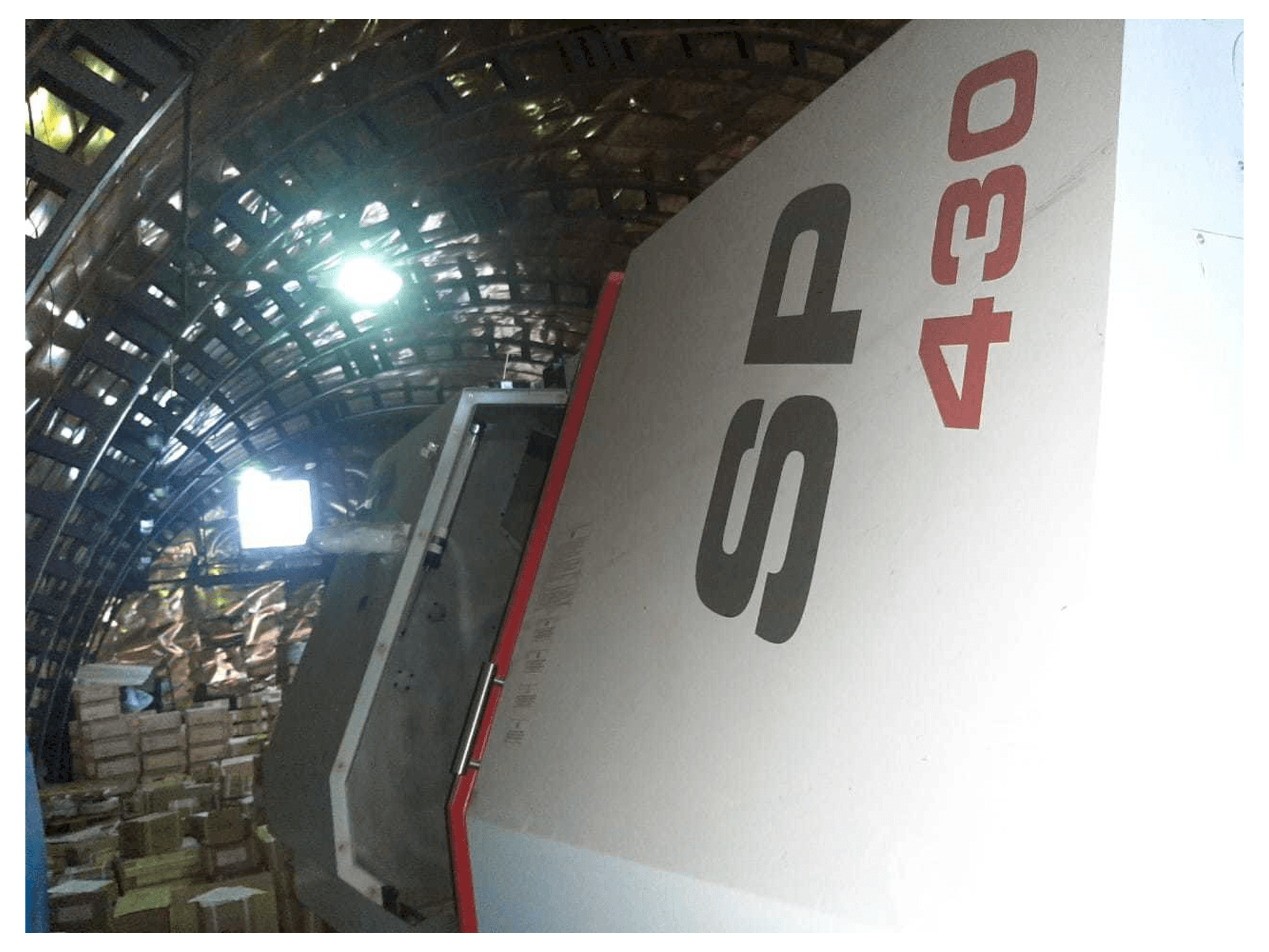 KOVOSVIT MAS SP 430 Y/L2 Mašinos vaizdas iš priekio