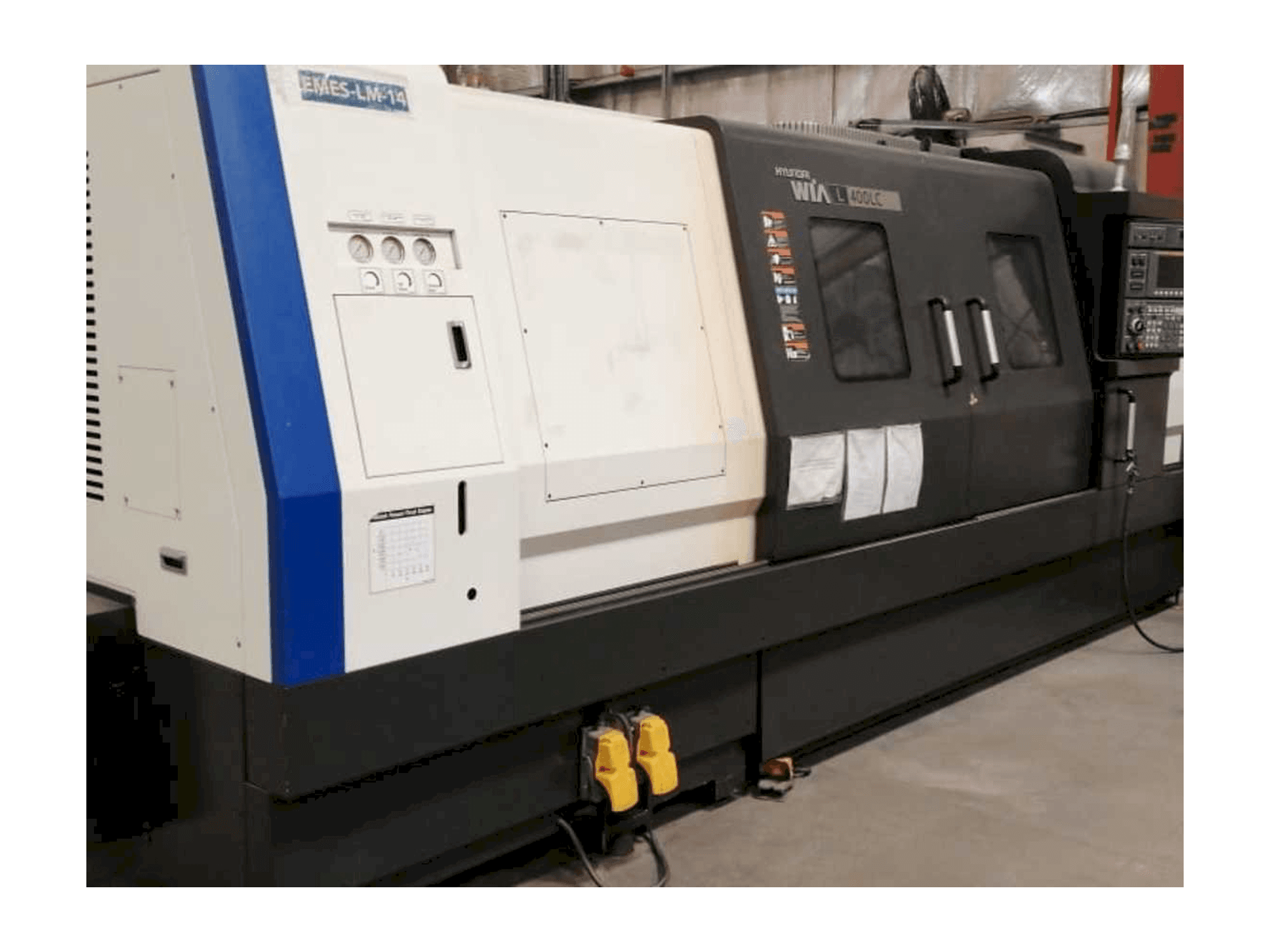 Hyundai Wia L400LC Mašinos vaizdas iš priekio