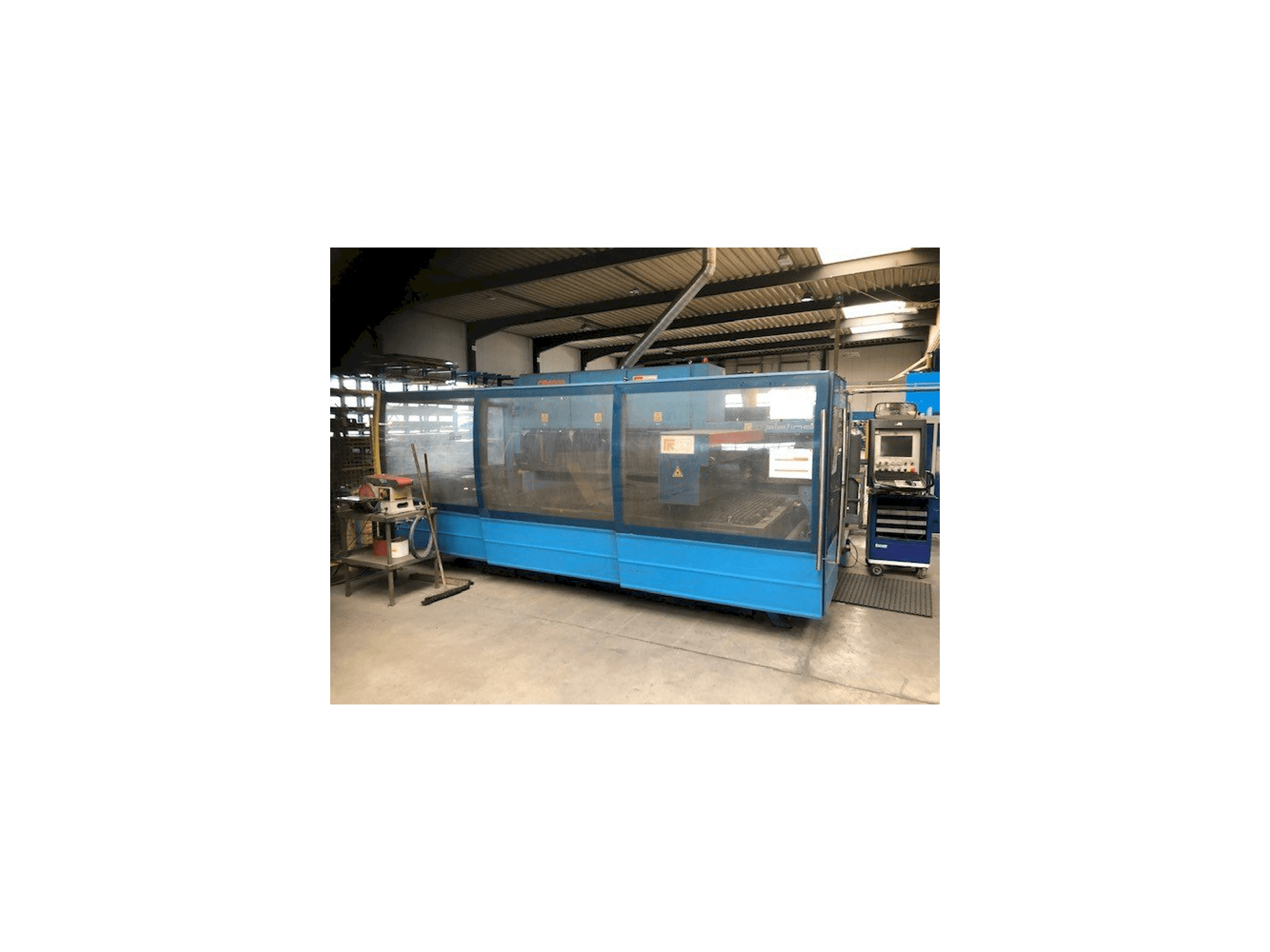 Prima Industrie Platino 1530 Mašinos vaizdas iš priekio