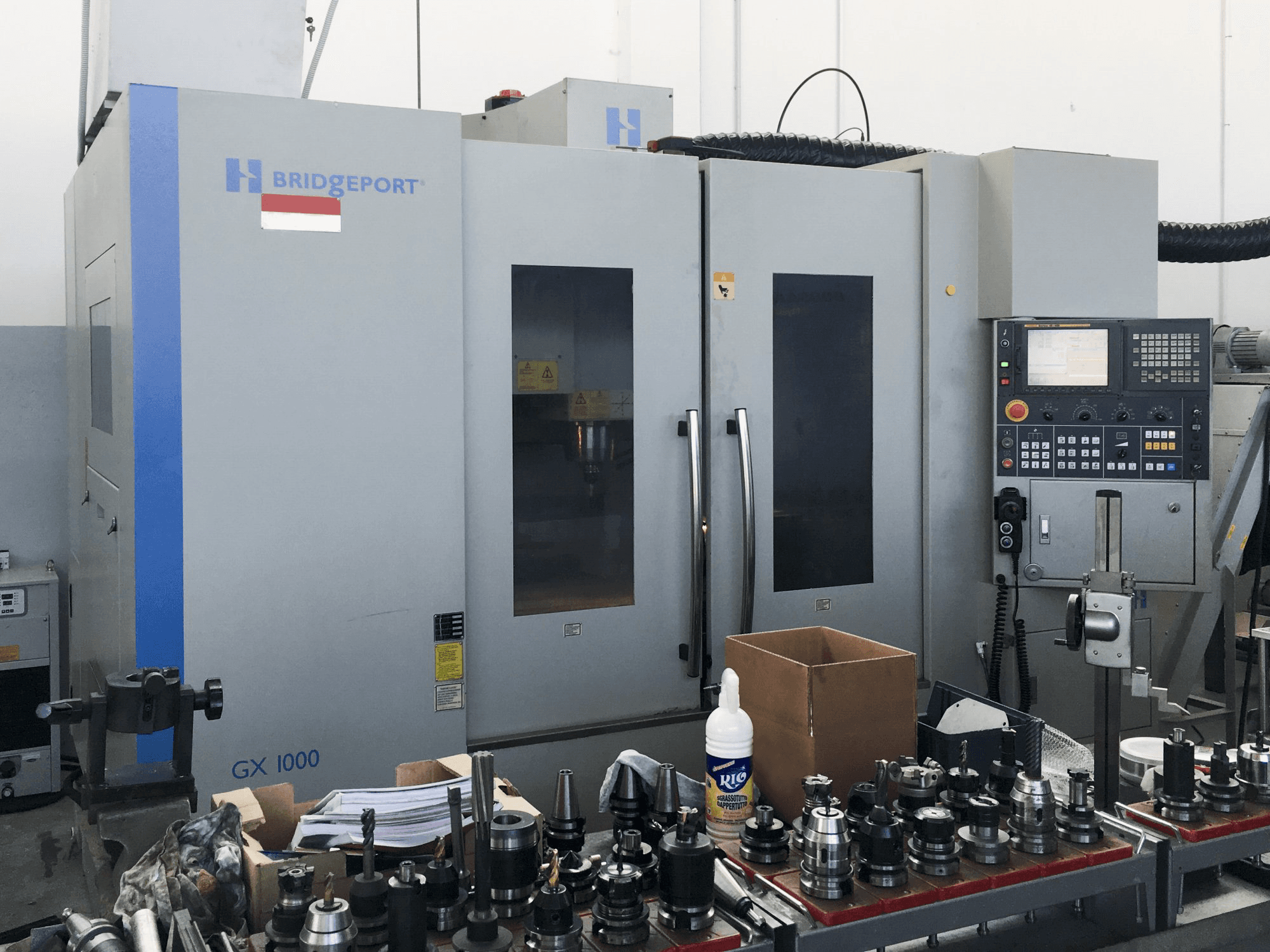 Bridgeport GX 1000 Mašinos vaizdas iš priekio