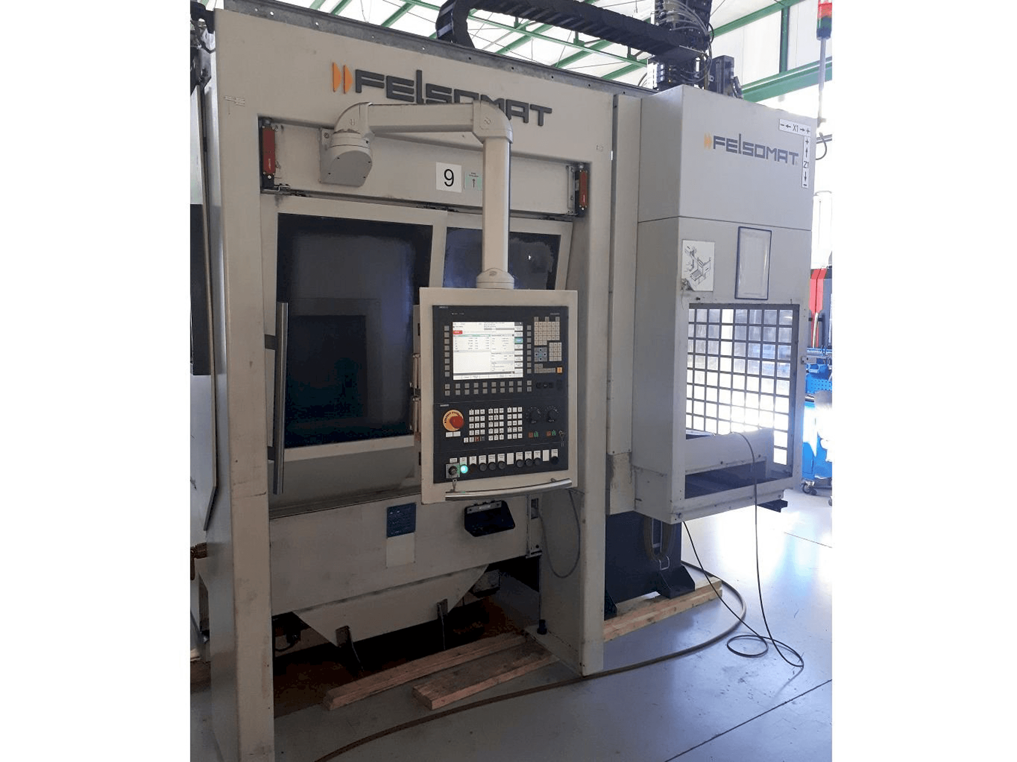 Felsomat FTC 160 Mašinos vaizdas iš priekio