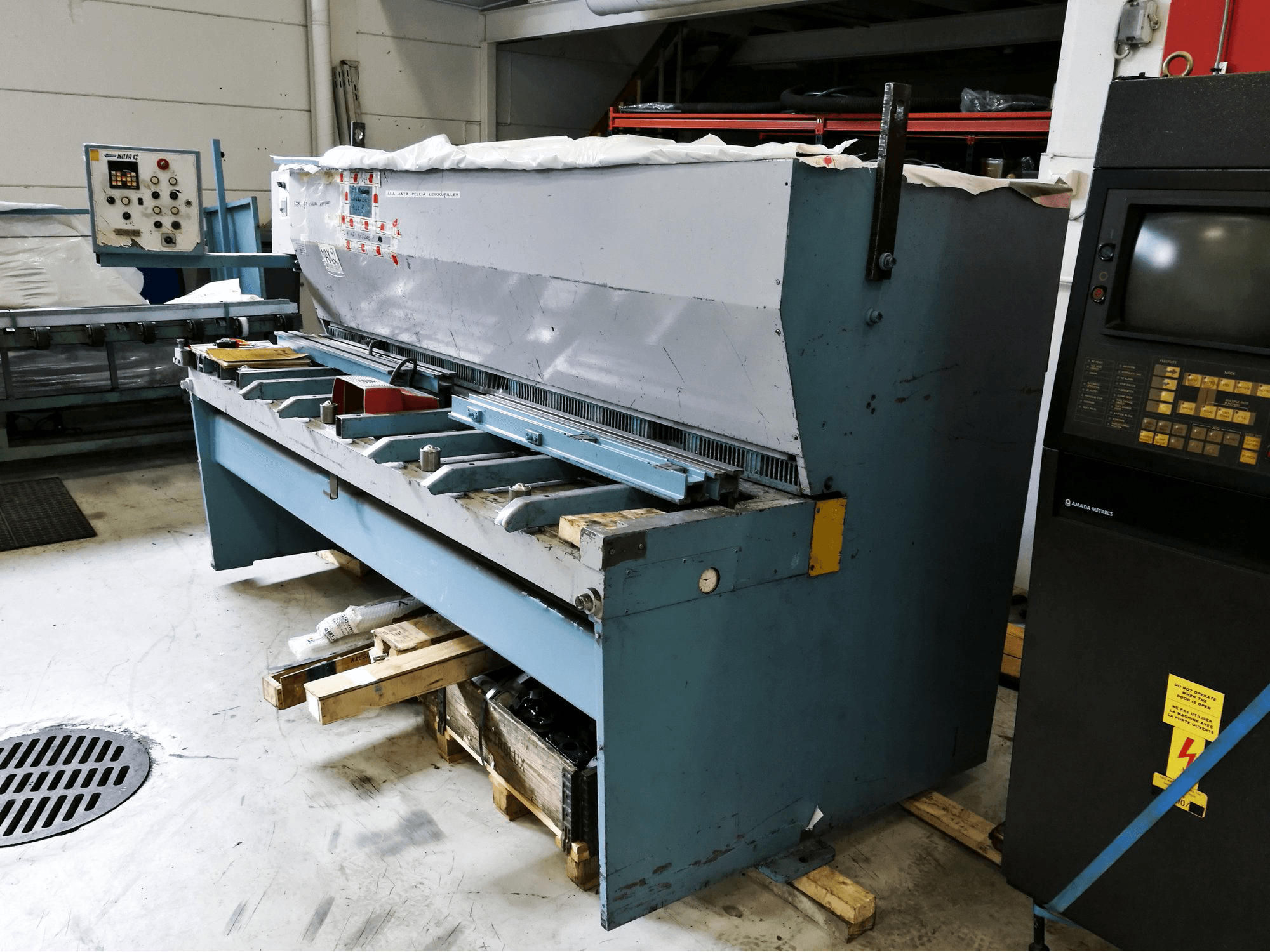 CHE 25/4 Mašinos vaizdas iš priekio