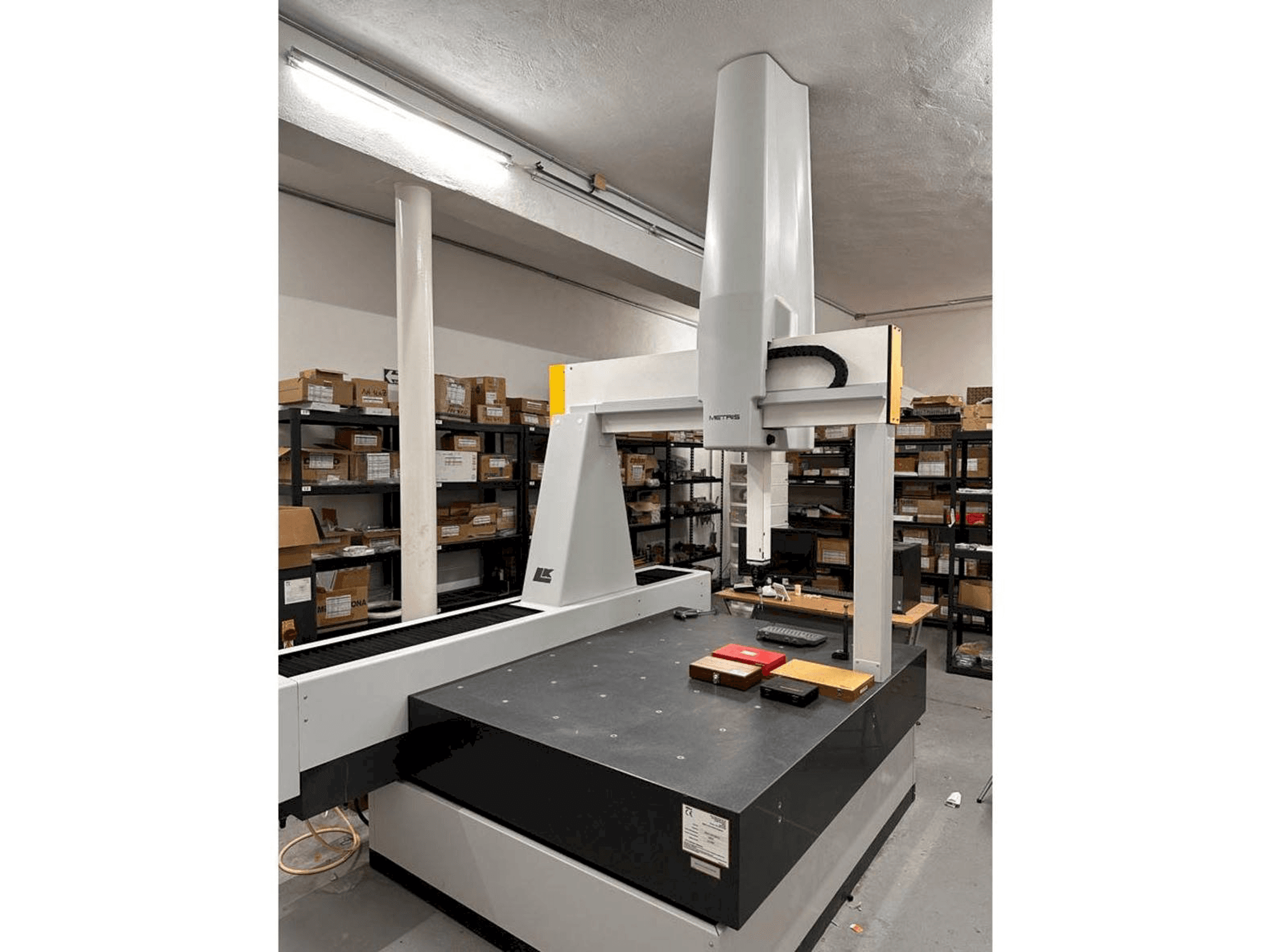 NIKON LK V 15.10.8 Mašinos vaizdas iš priekio