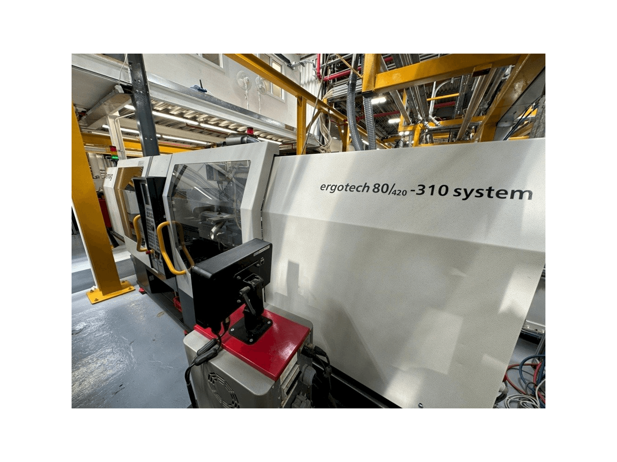 DEMAG Ergotech 80/420-310 System Mašinos vaizdas iš priekio