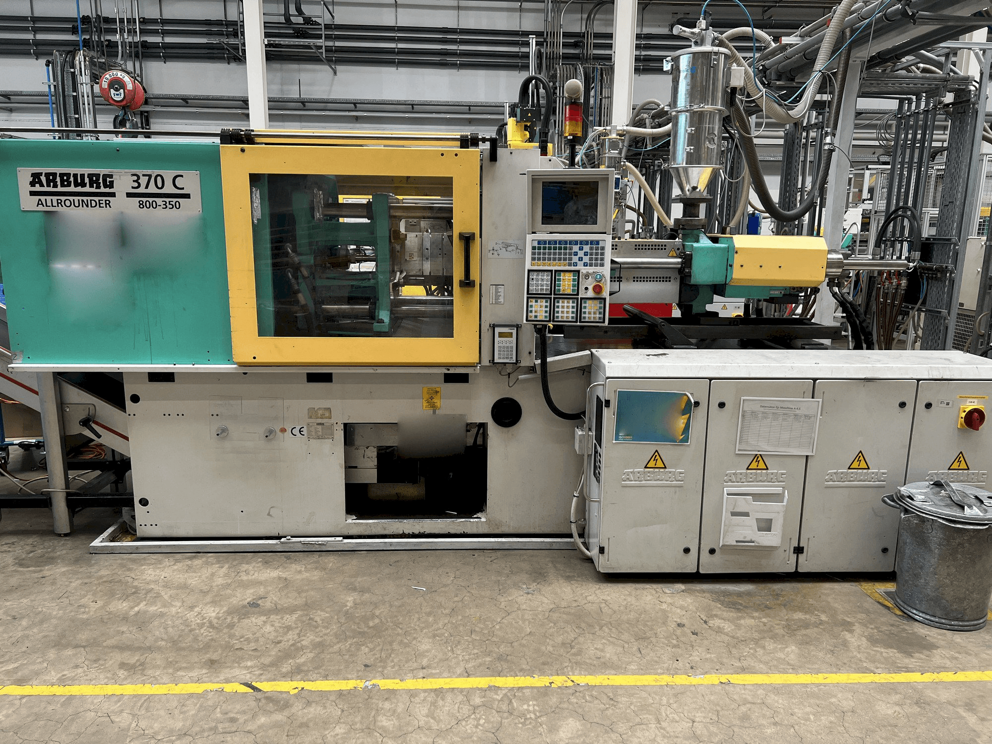 Arburg 370C-800-350 Mašinos vaizdas iš priekio